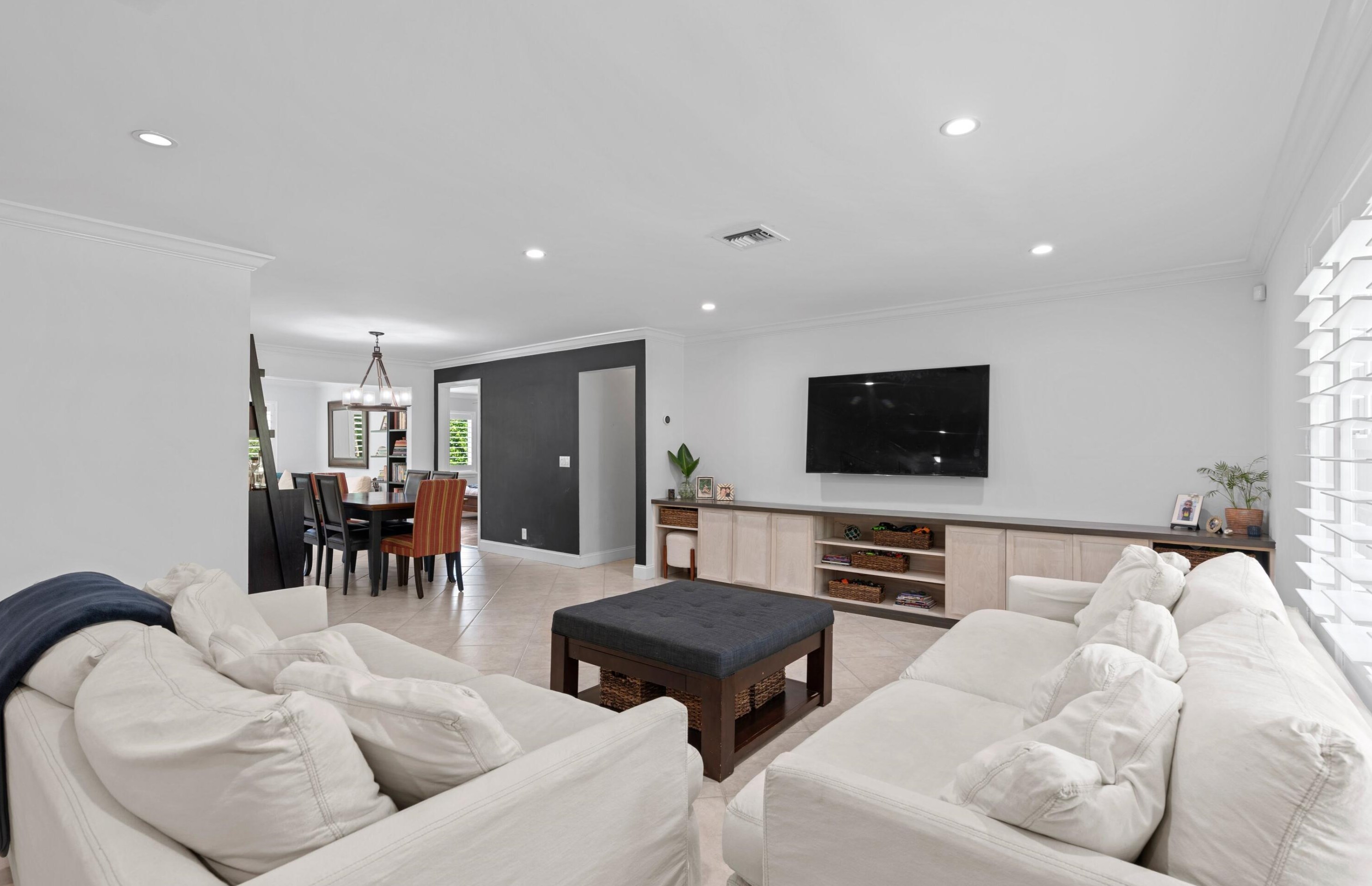 3305 S Seacrest Blvd, Boynton Beach, FL 33435