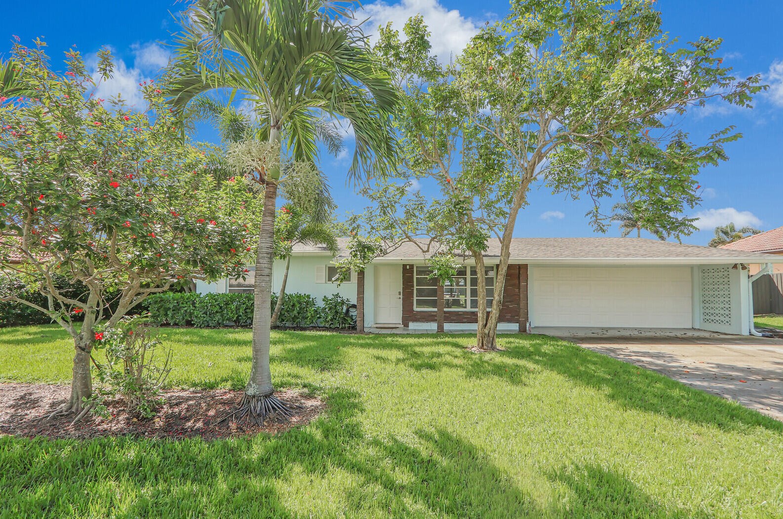 8336 Se Palm St, Hobe Sound, FL 33455