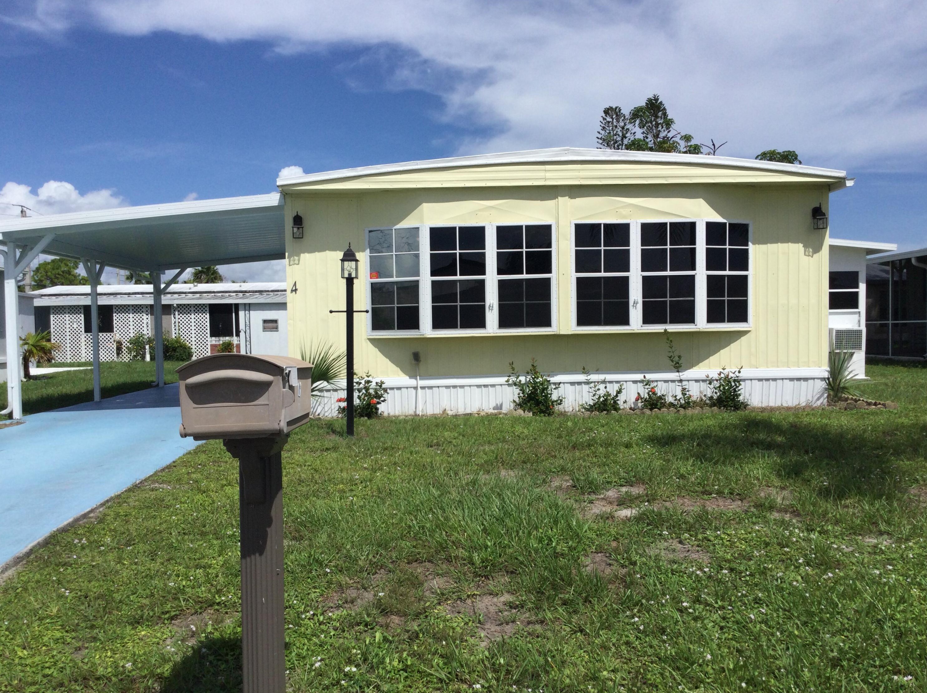 4 Desoto Ln, Port Saint Lucie, FL 34952
