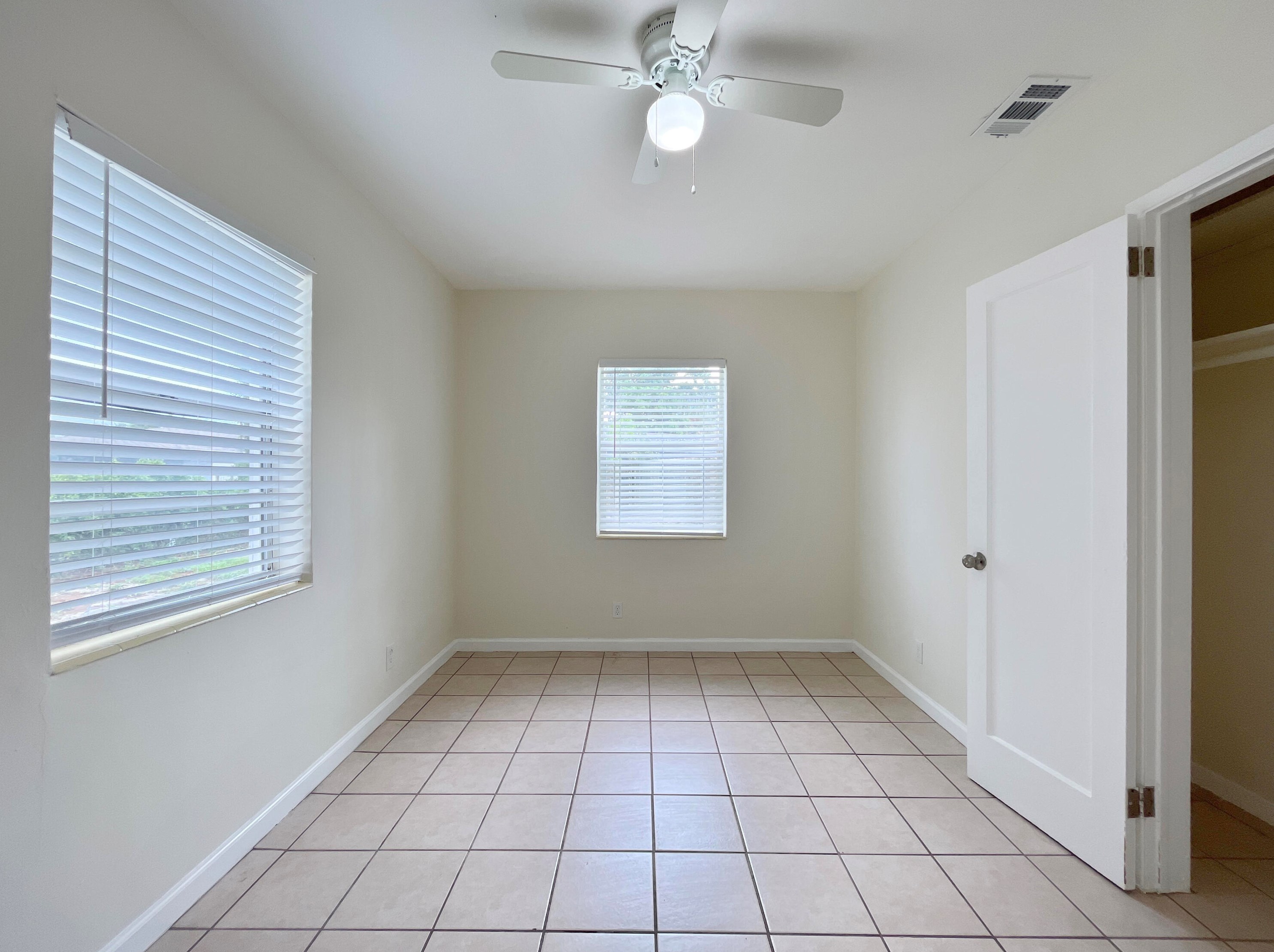 1517 14th Ave, Lake Worth FL  33460-1718 exterior