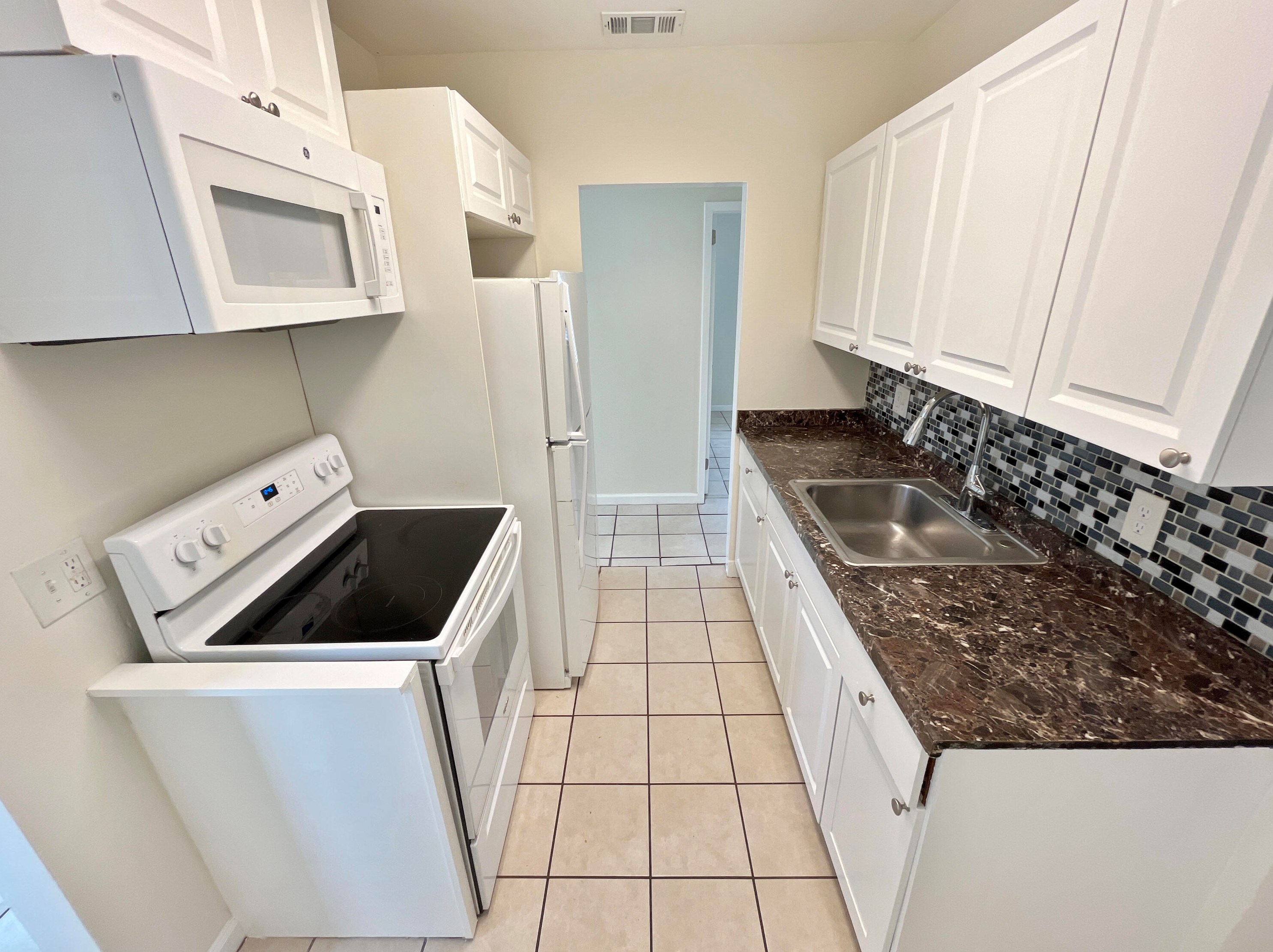 1517 14th Ave, Lake Worth FL  33460-1718 exterior