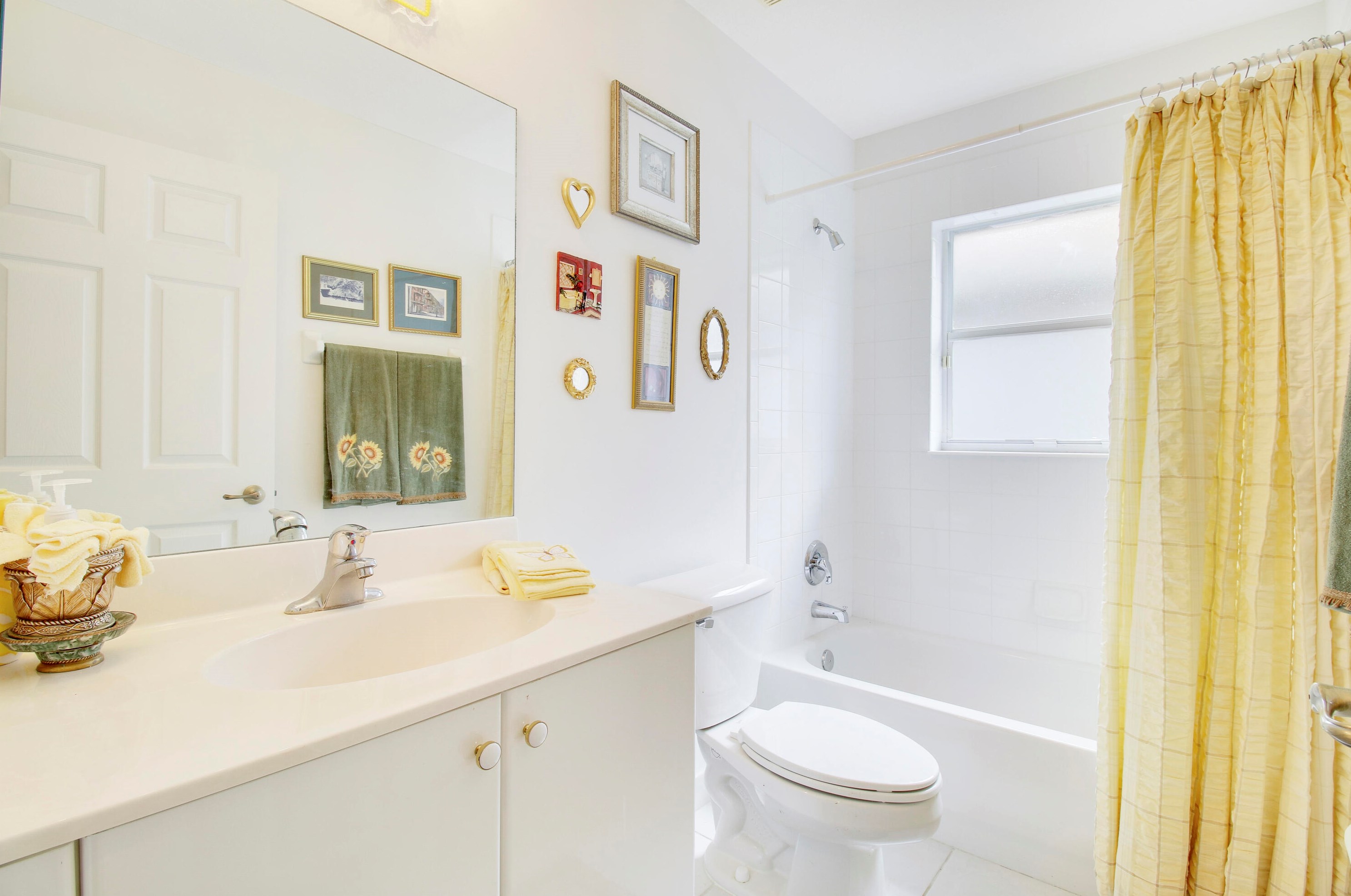 9753 Donato Way, Lake Worth FL 33467-7057 exterior