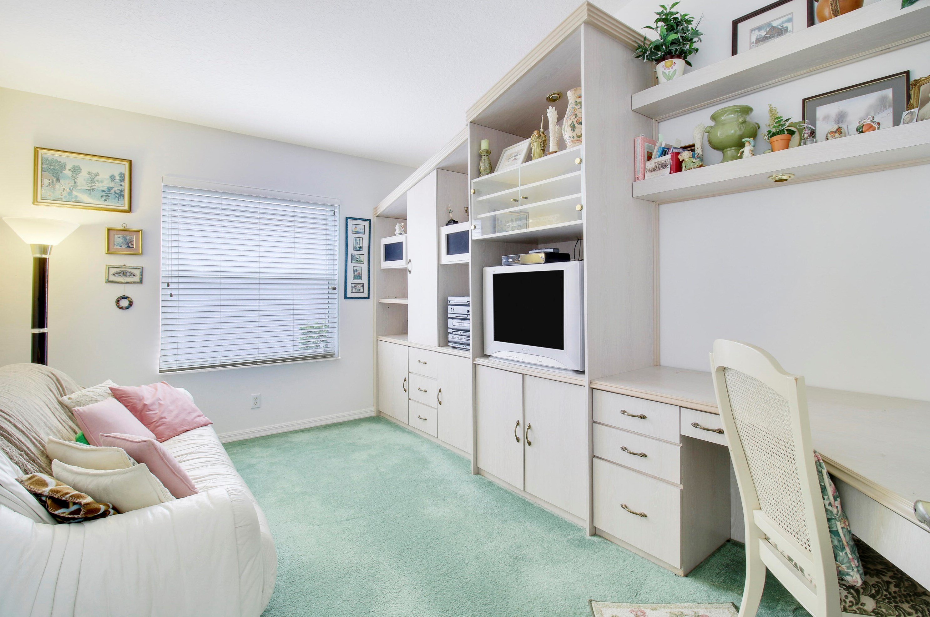 9753 Donato Way, Lake Worth FL 33467-7057 exterior