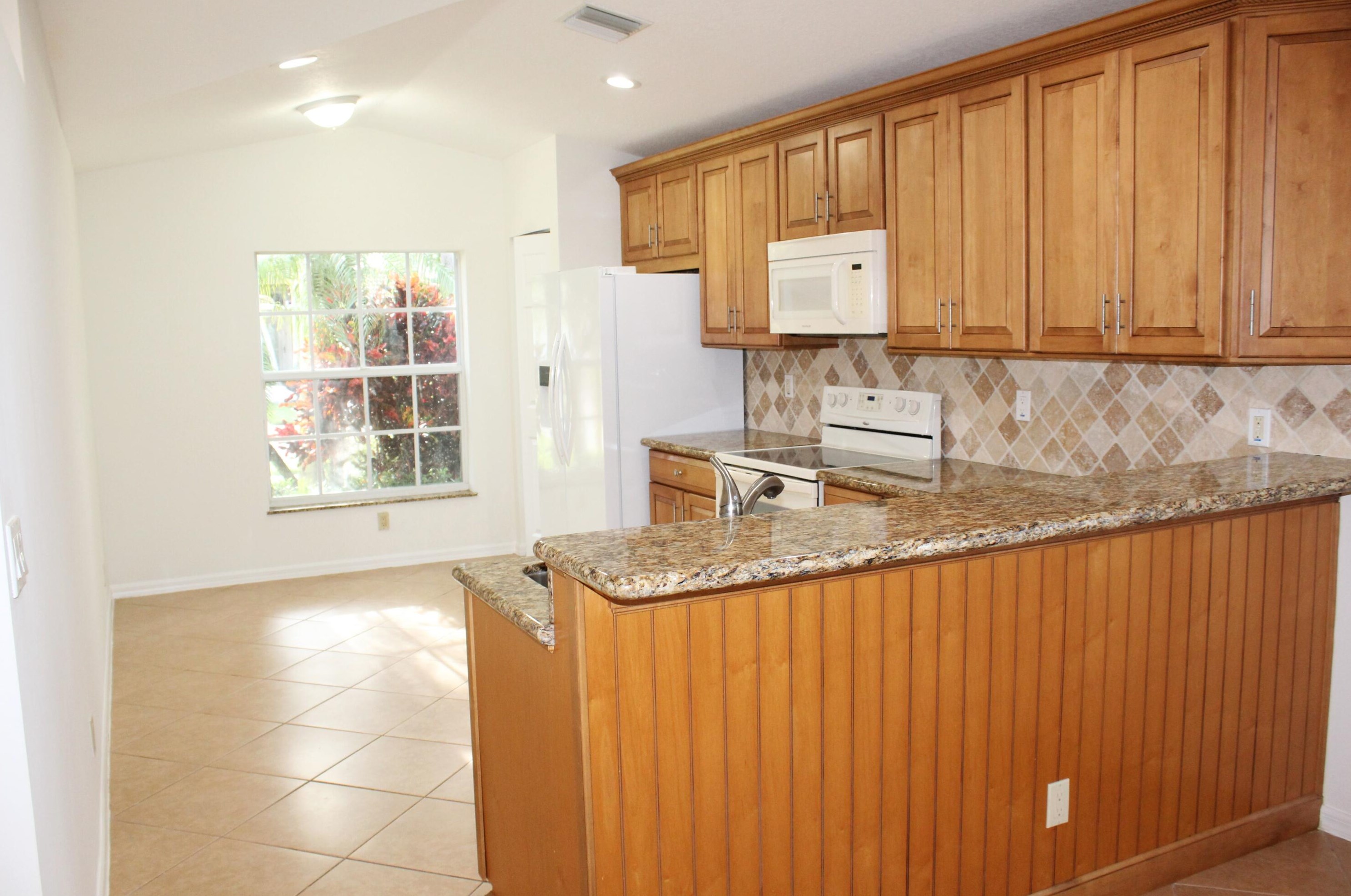 12082 Roma Rd, Boynton Beach, FL 33437