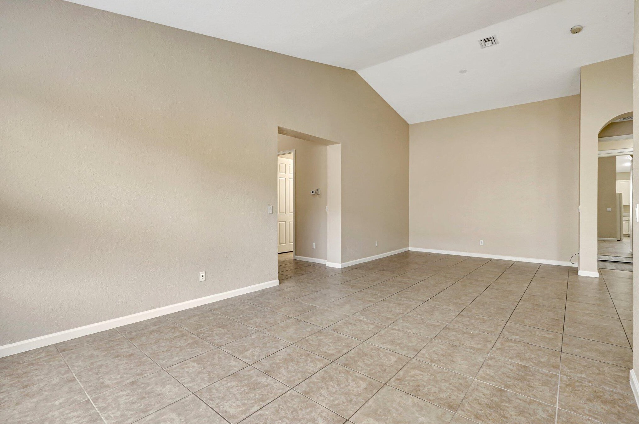 2280 Newport Is Blvd, Fort Pierce FL 34953-4587 exterior