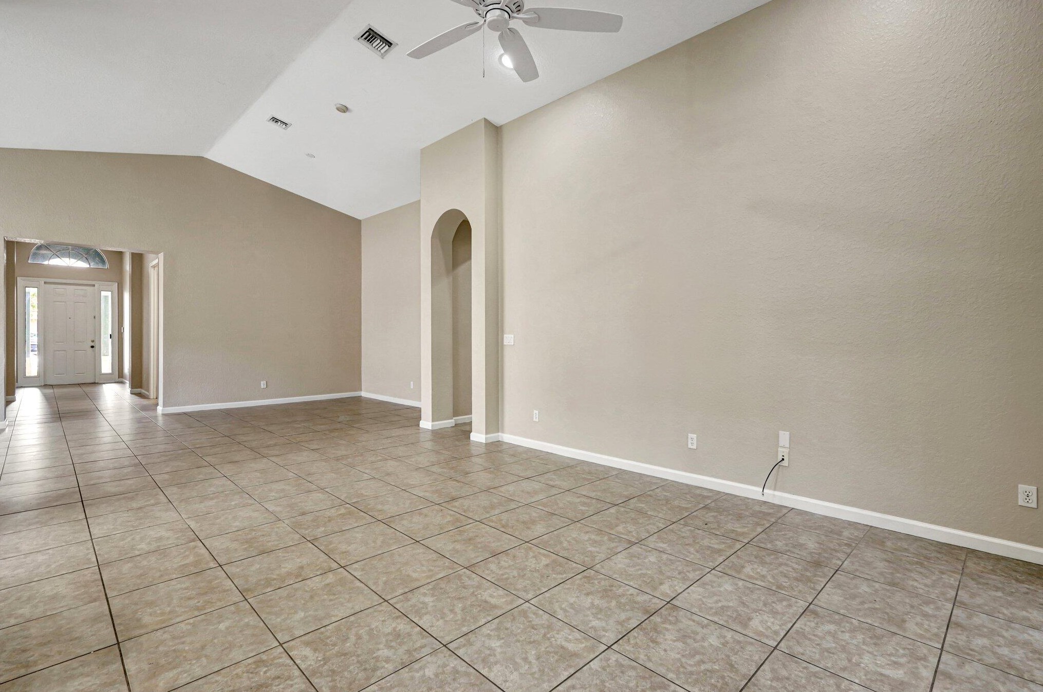 2280 Newport Is Blvd, Fort Pierce FL 34953-4587 exterior