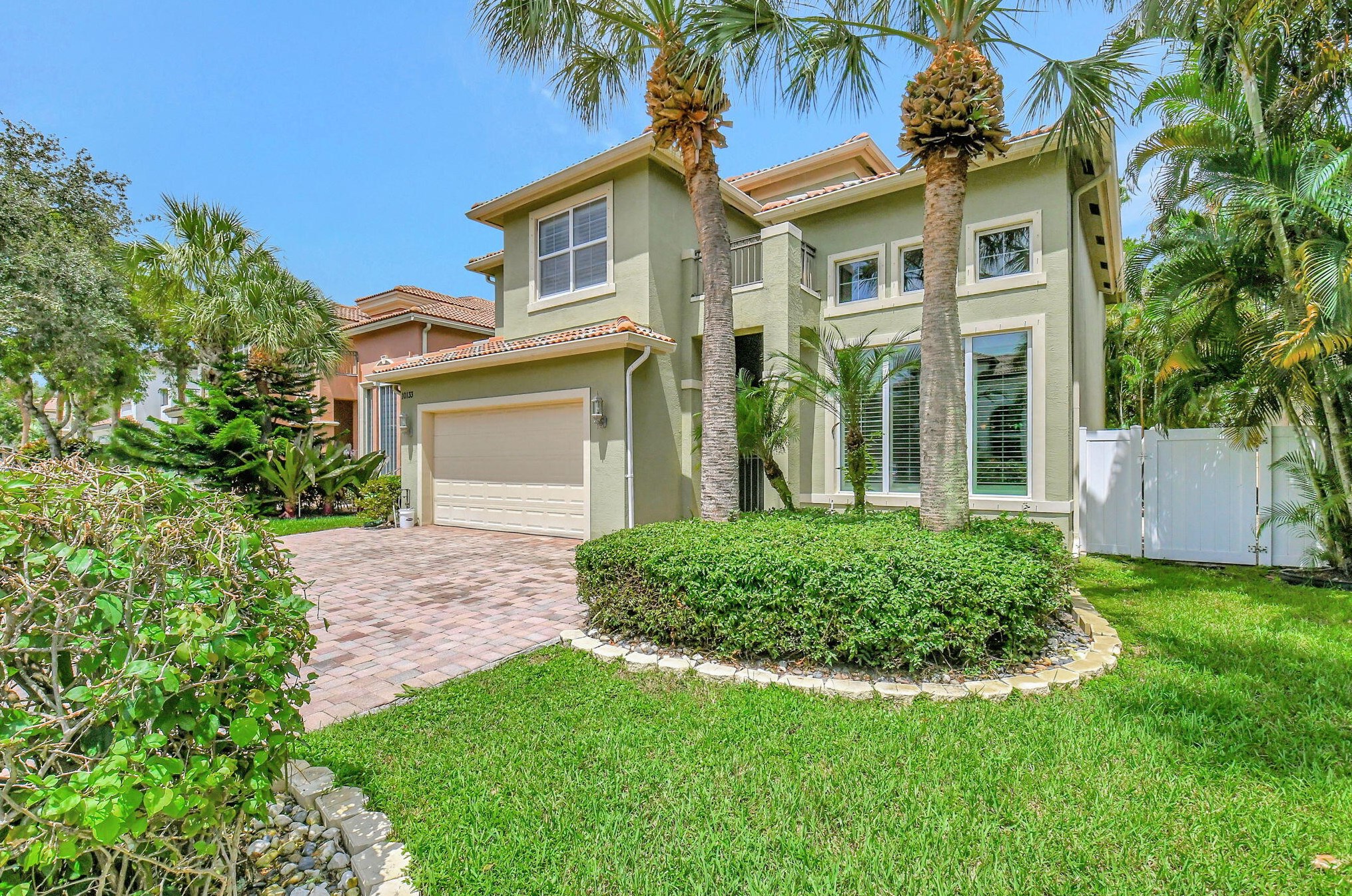 10133 Isle Wynd Ct, Boynton Beach, FL 33437