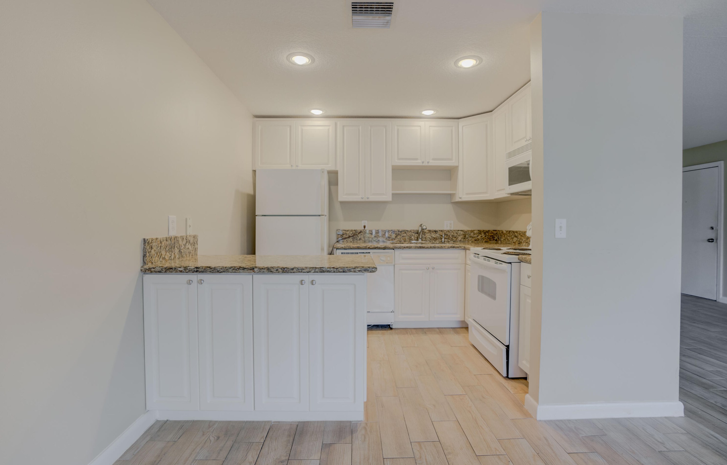 312 Southwind Dr #202, West Palm Beach, FL 33408
