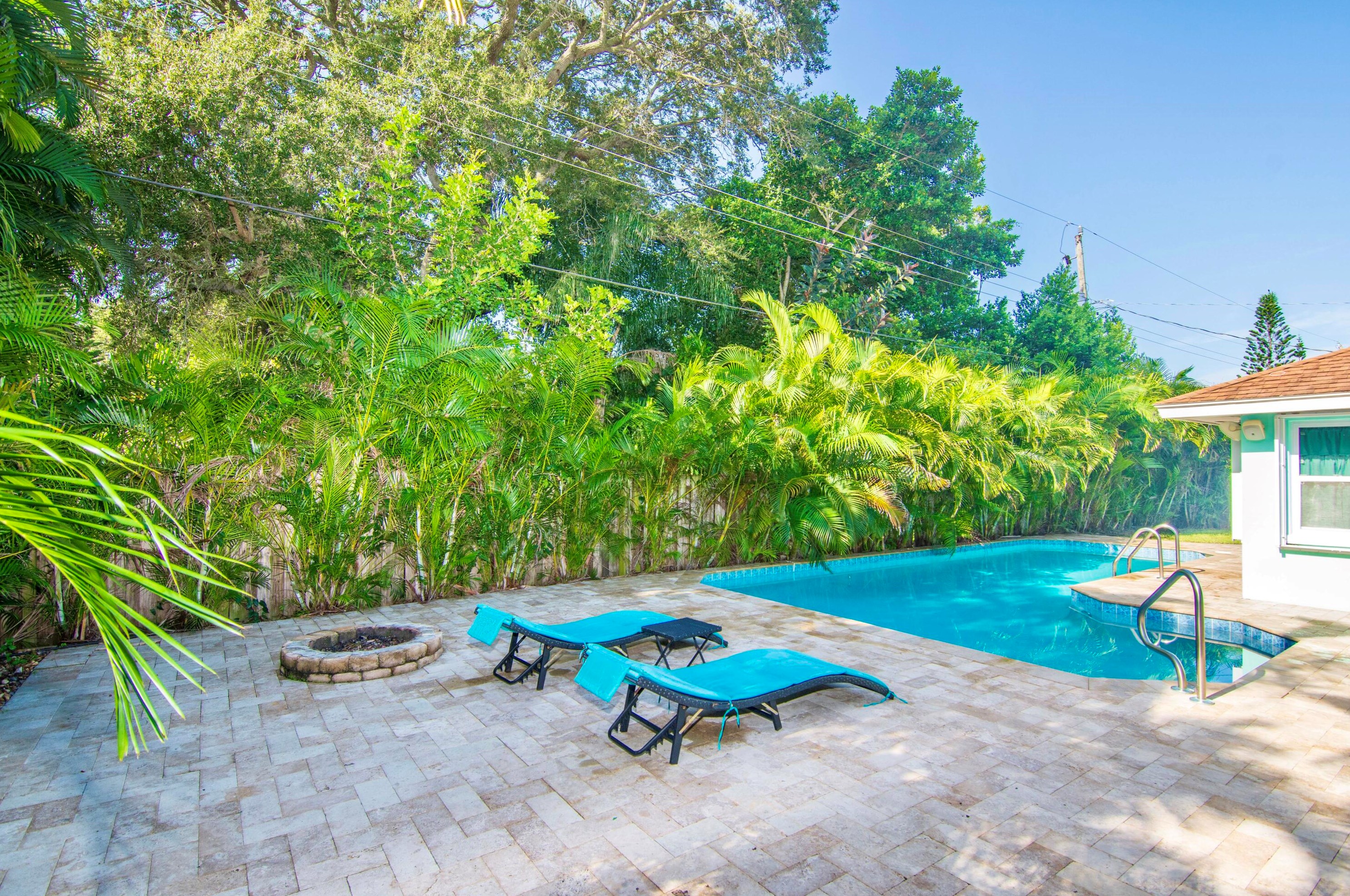 1445 5 St, Vero Beach FL  32962-2120 exterior