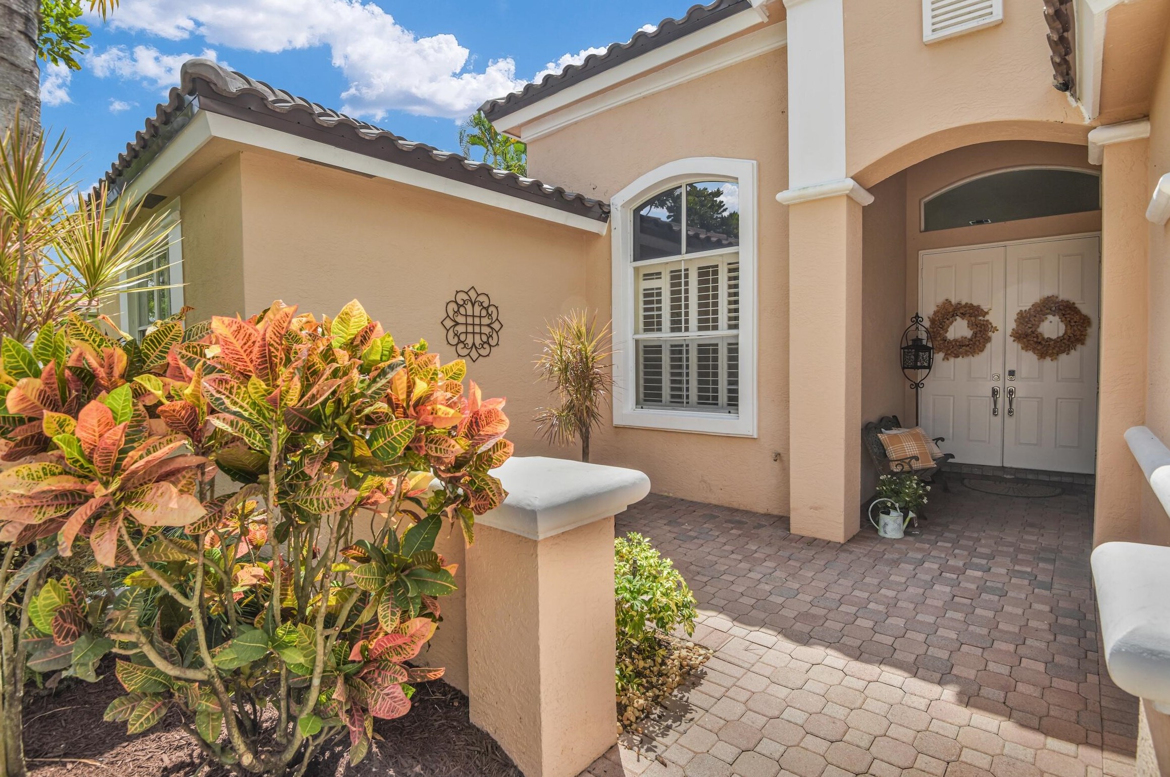18724 Ocean Mist Dr, Boca Raton, FL 33498