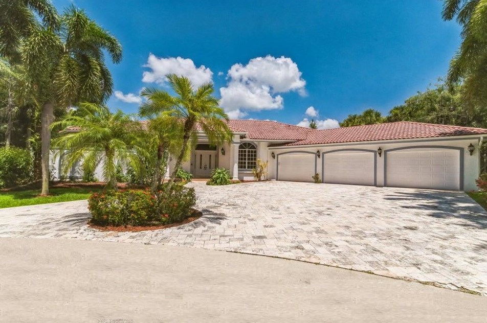 1154 Stallion Dr, Town Of Loxahatchee Groves, FL 33470-3954