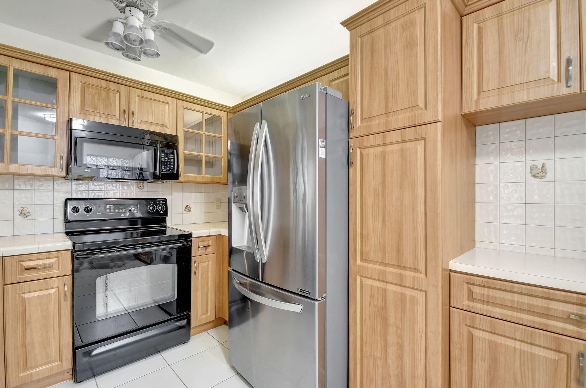 5475 Verona Dr #f, Boynton Beach, FL 33437