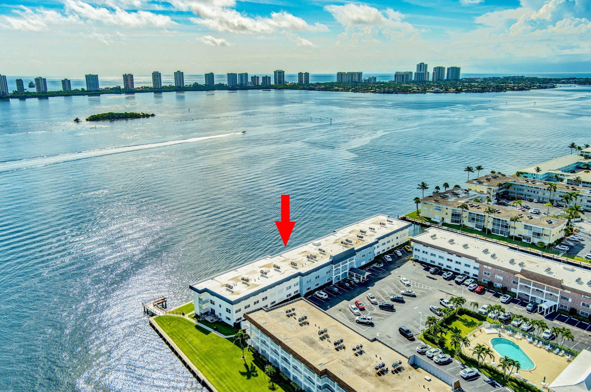 100 Shore Ct #307, West Palm Beach, FL 33408