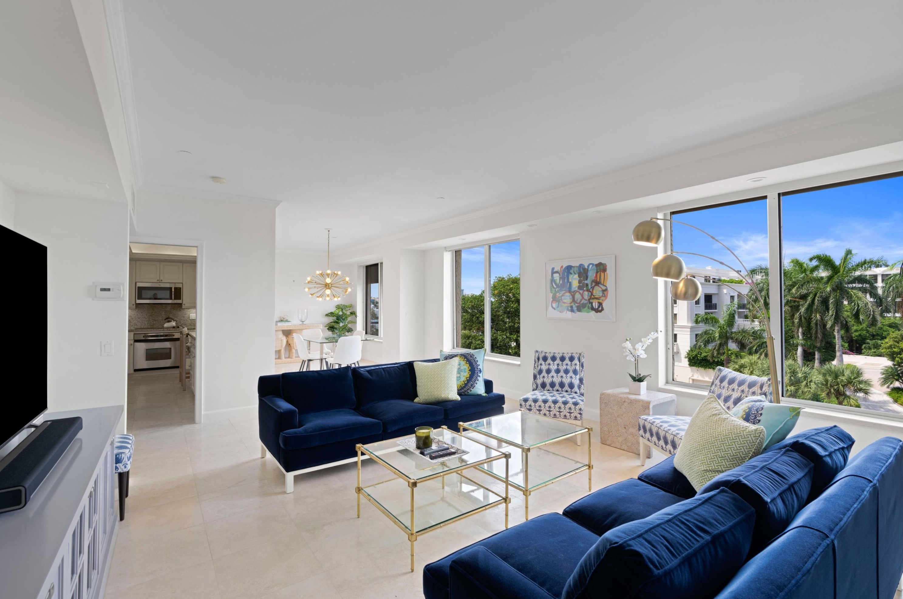 150 Bradley Pl Apt 302, Palm Beach, FL 33480