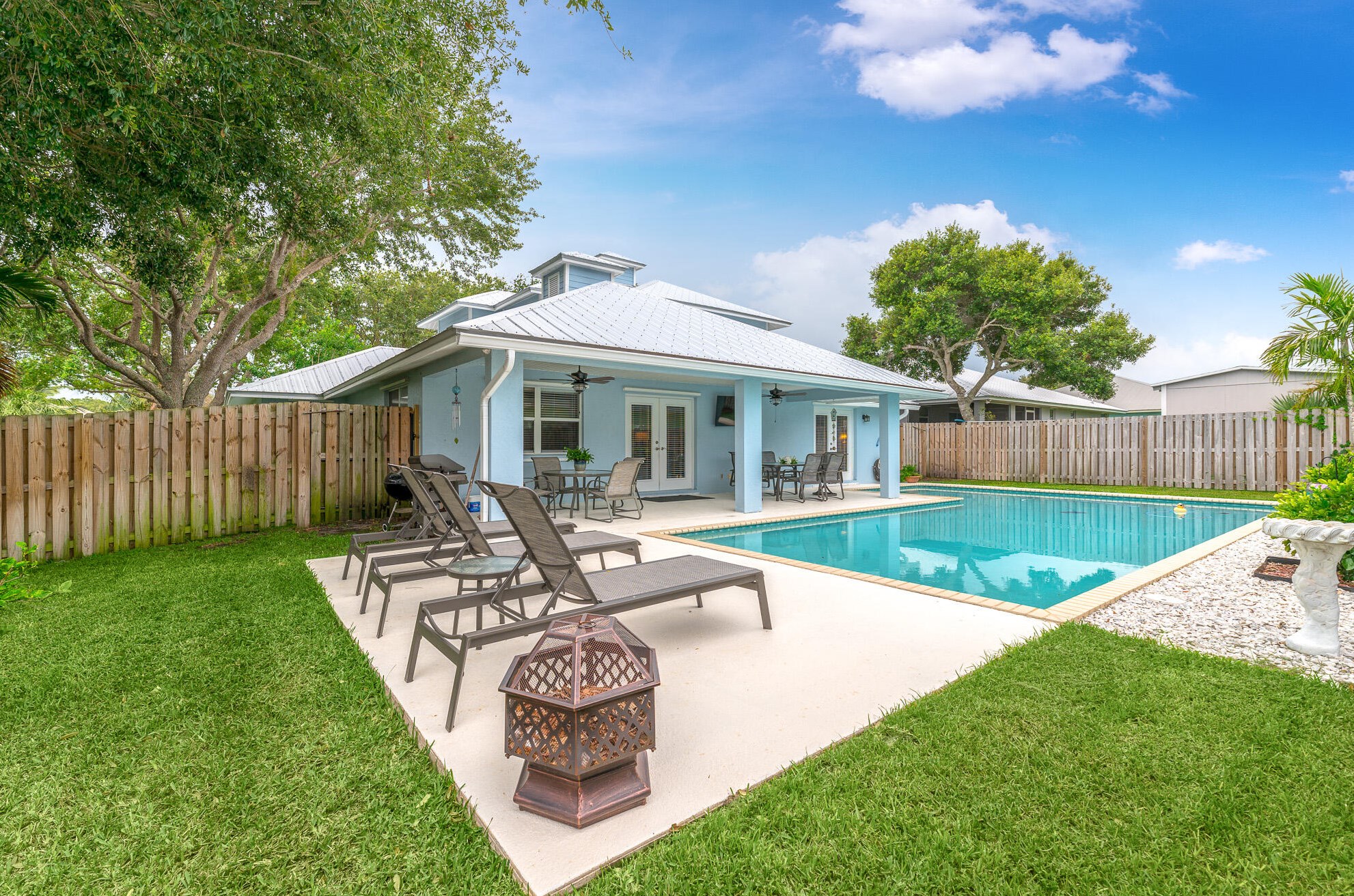 9325 Se Mercury St, Hobe Sound, FL 33455