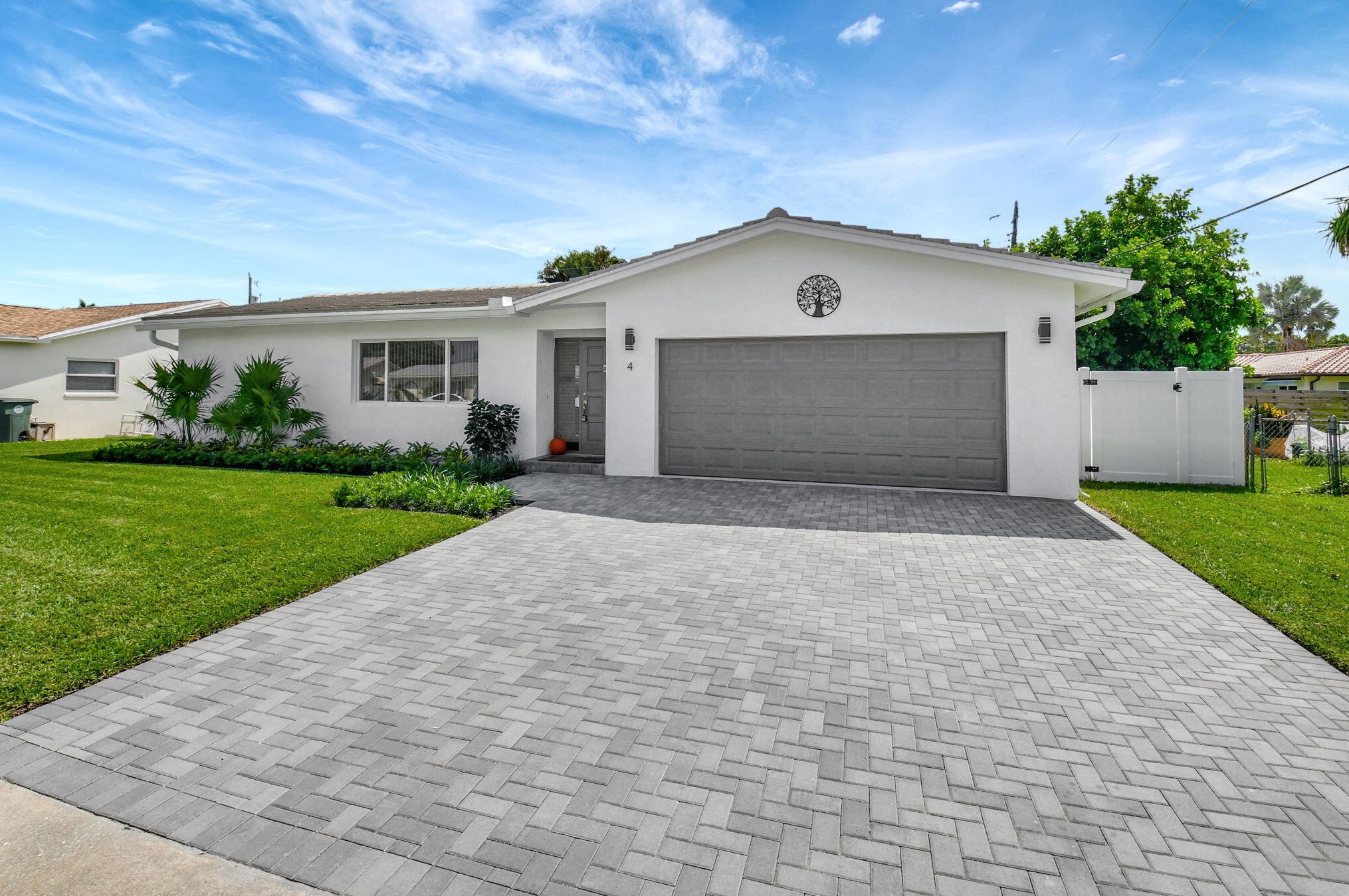 4 Tam O Shanter Ln, Boca Raton, FL 33431