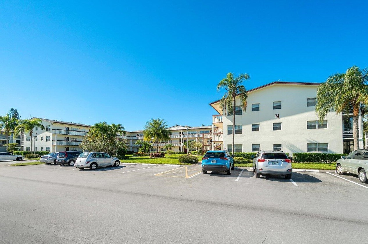 517 Fanshaw M, Boca Raton, FL 33434