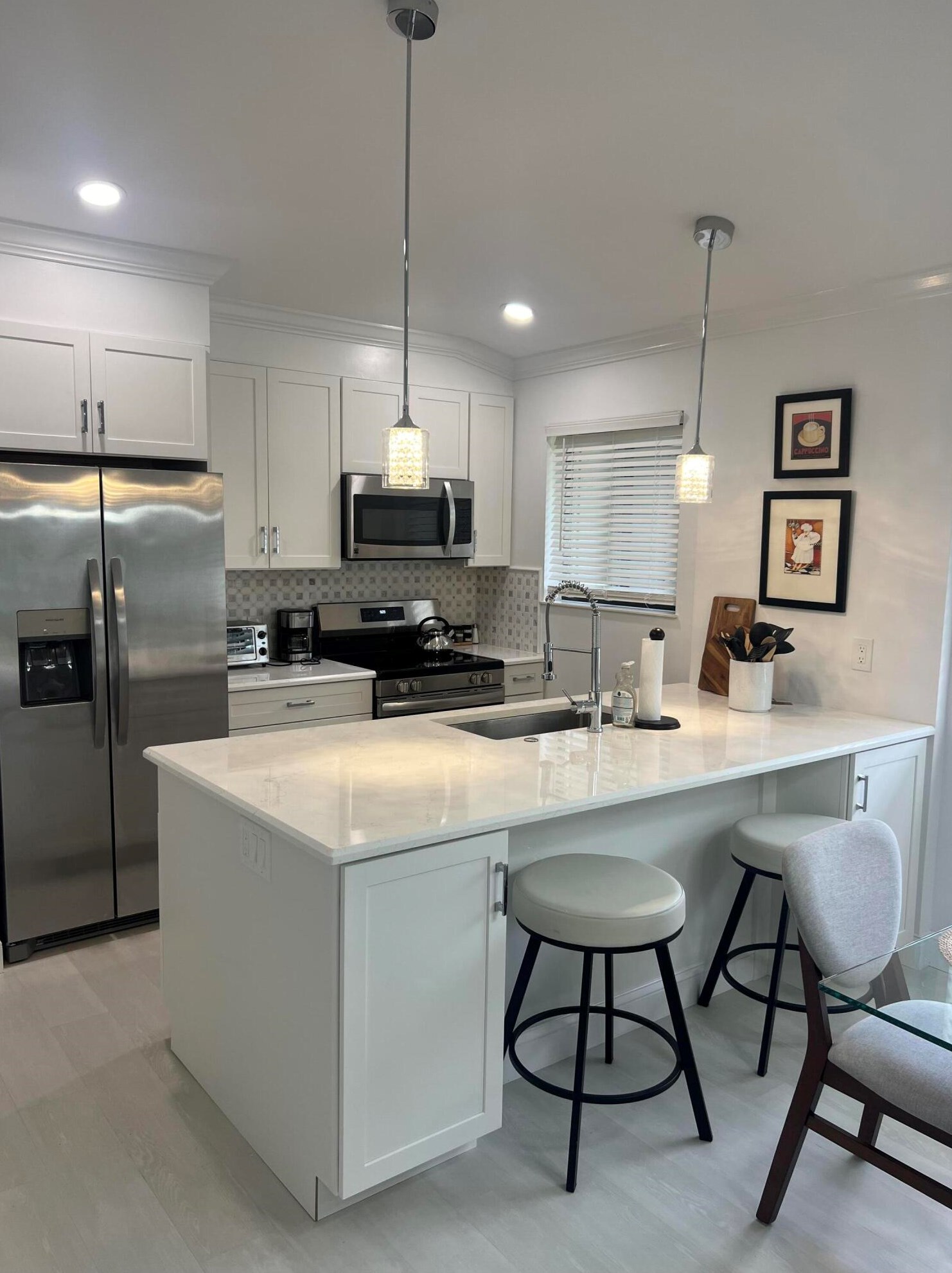 106 Club Dr, West Palm Beach, FL 33418