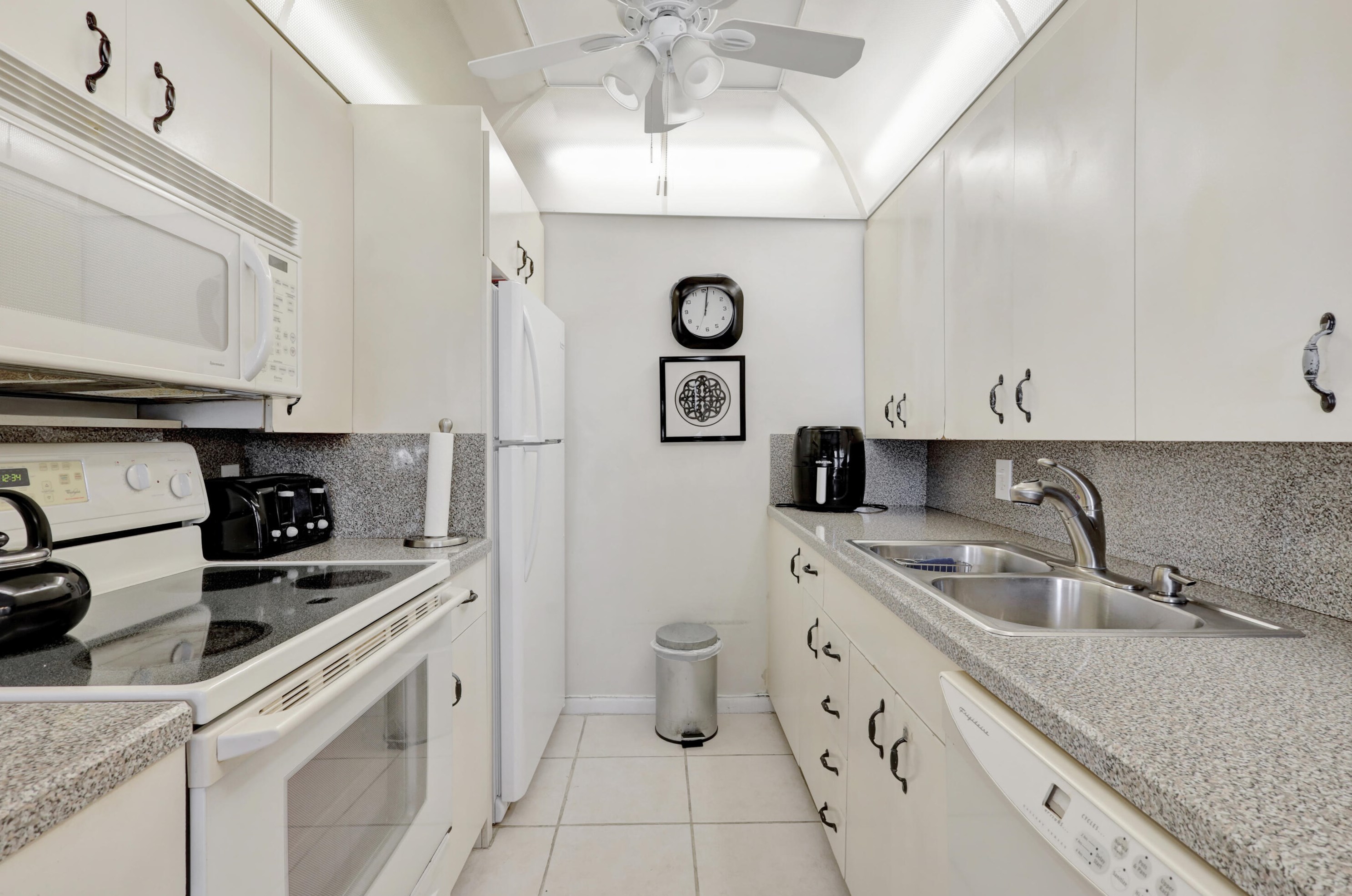 3035 Exeter B, Boca Raton, FL 33434