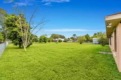 907 Sawgrass Street, Clewiston, FL 33440 - Photo 24