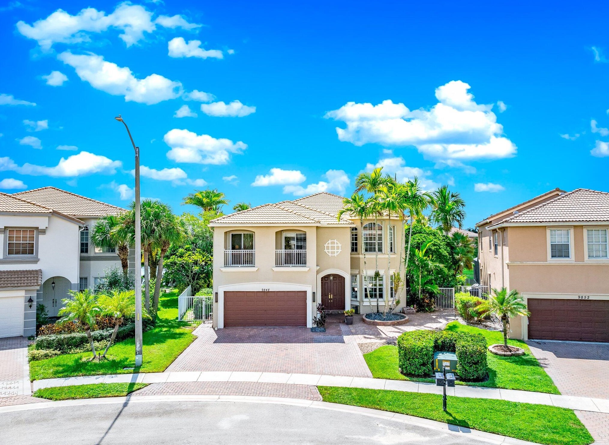 9848 Woolworth Ct, West Palm Beach, FL 33414