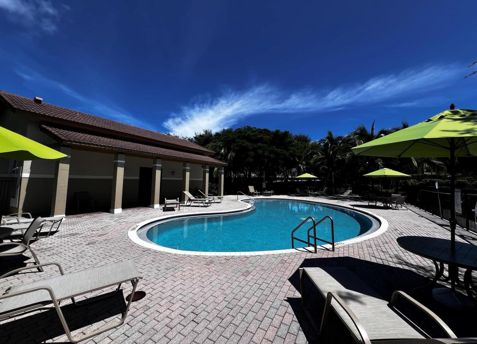 604 24 Ave, Boynton Beach FL 33426-8789 exterior