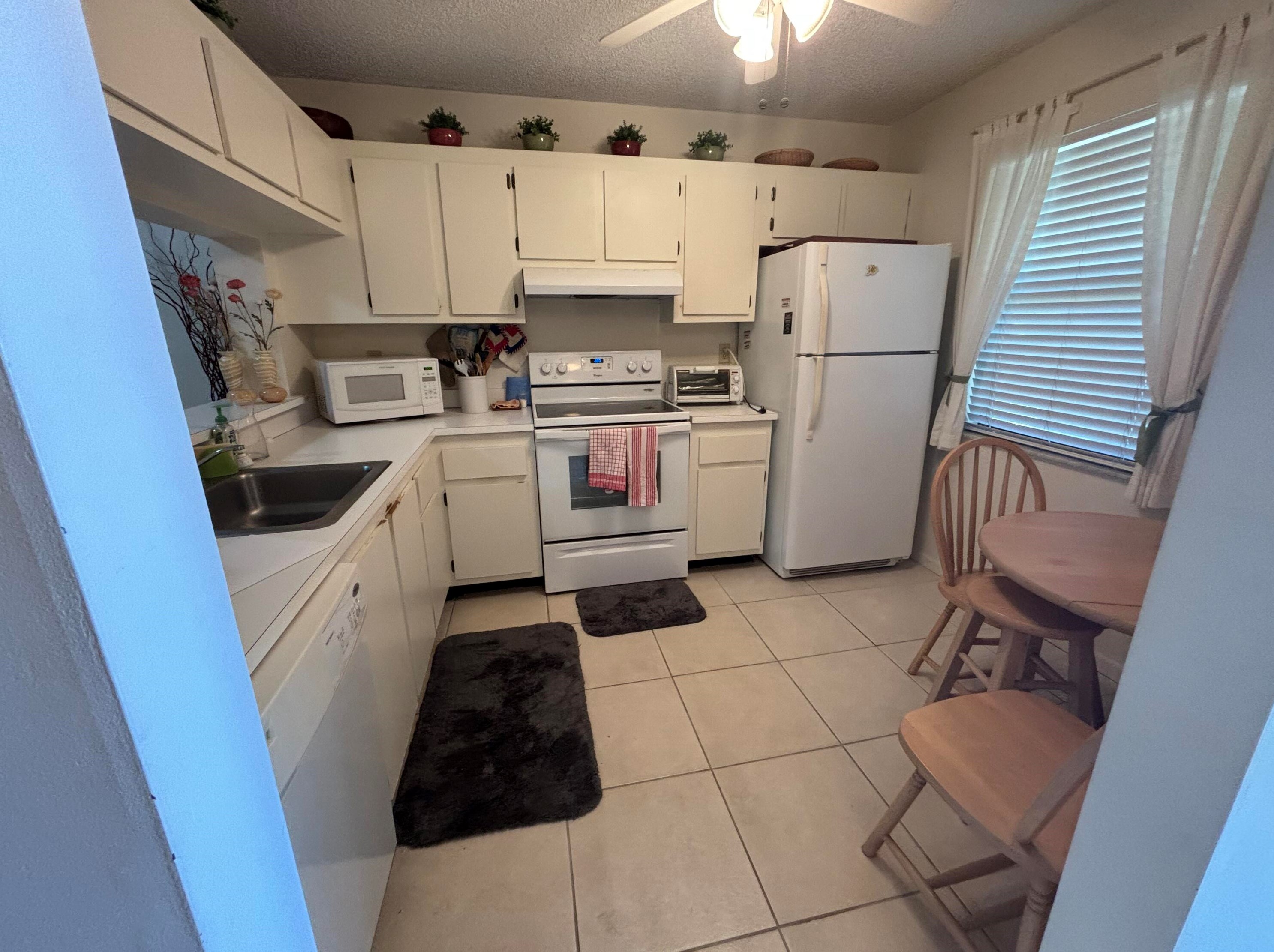 22136 Palms Way #101, Boca Raton, FL 33433