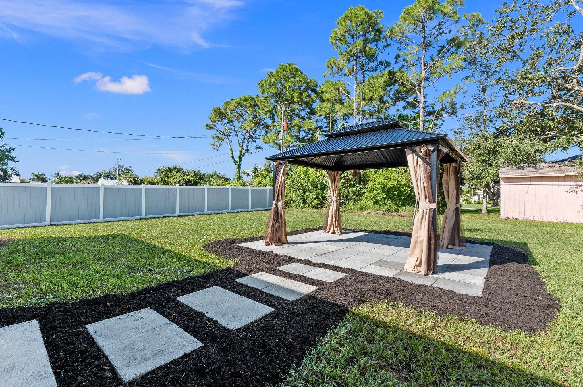 1075 Sw Fenway Rd, Port Saint Lucie, FL 34953