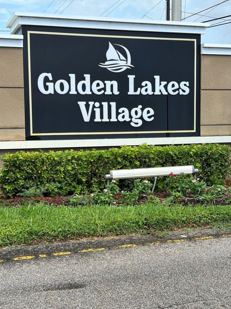 228 Lake Dora Dr, West Palm Beach, FL 33411