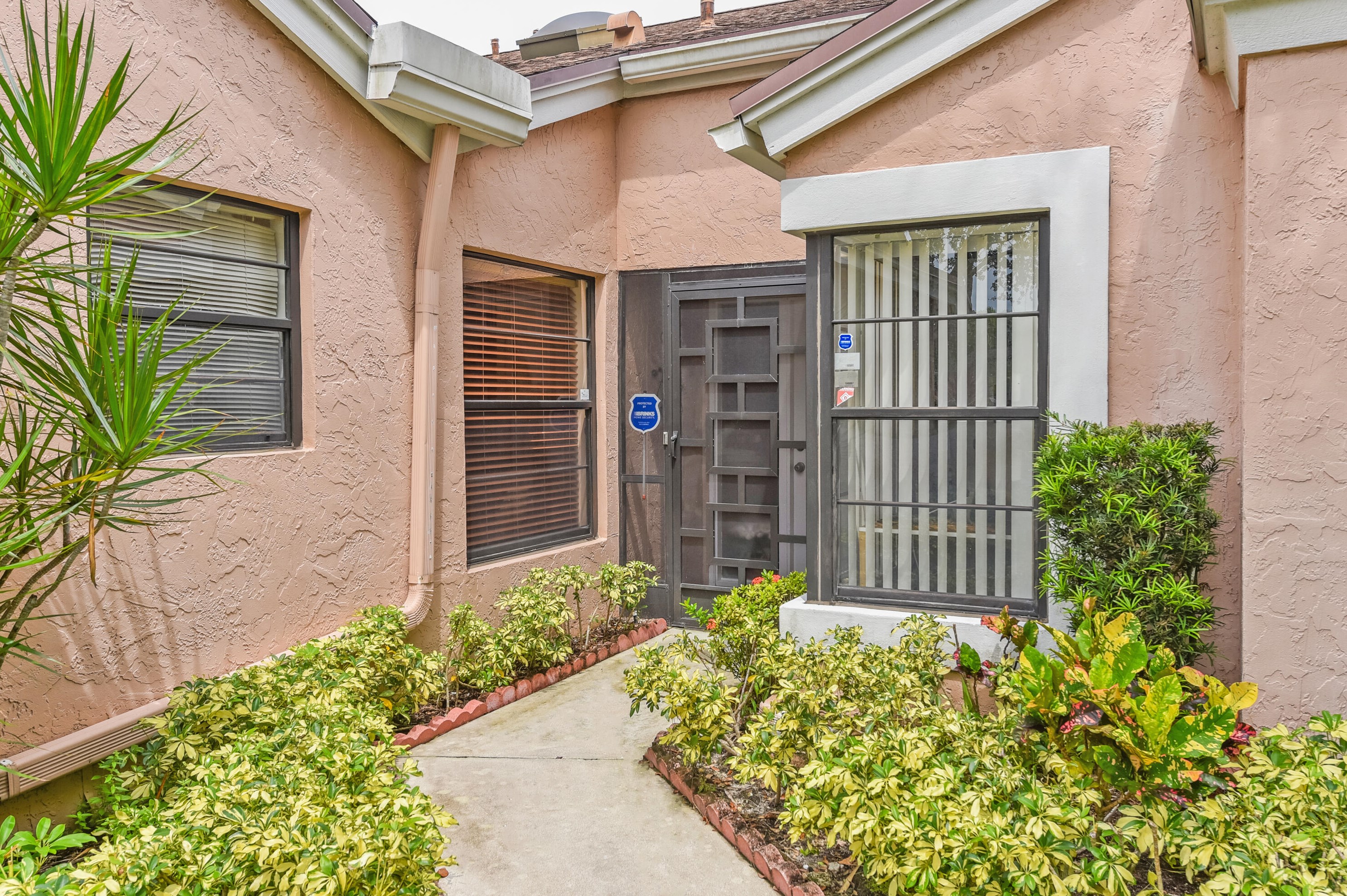 8235 Springlake Dr #b, Boca Raton, FL 33496