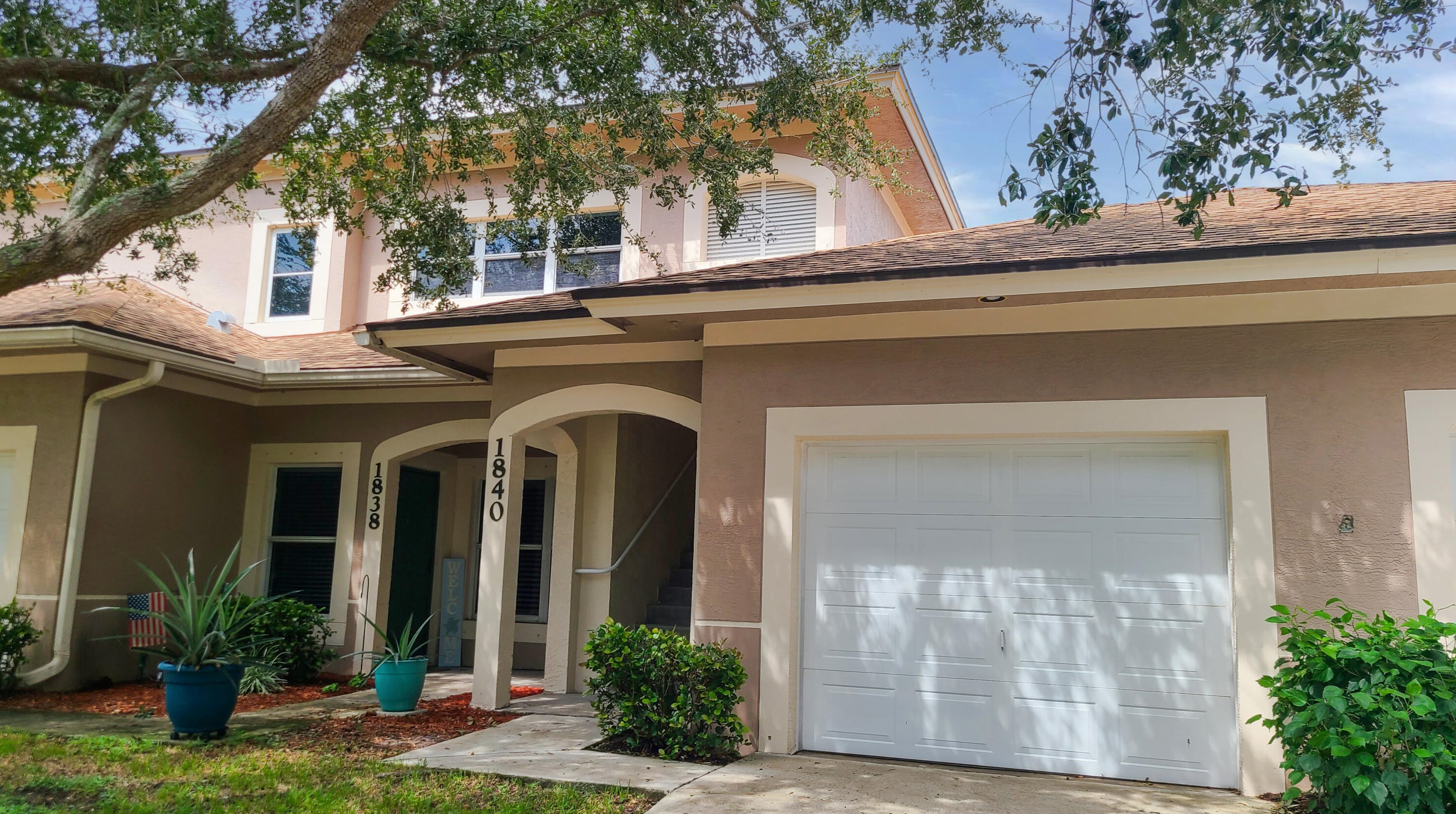 1840 Dove Tail Dr, Fort Pierce, FL 34982-8040