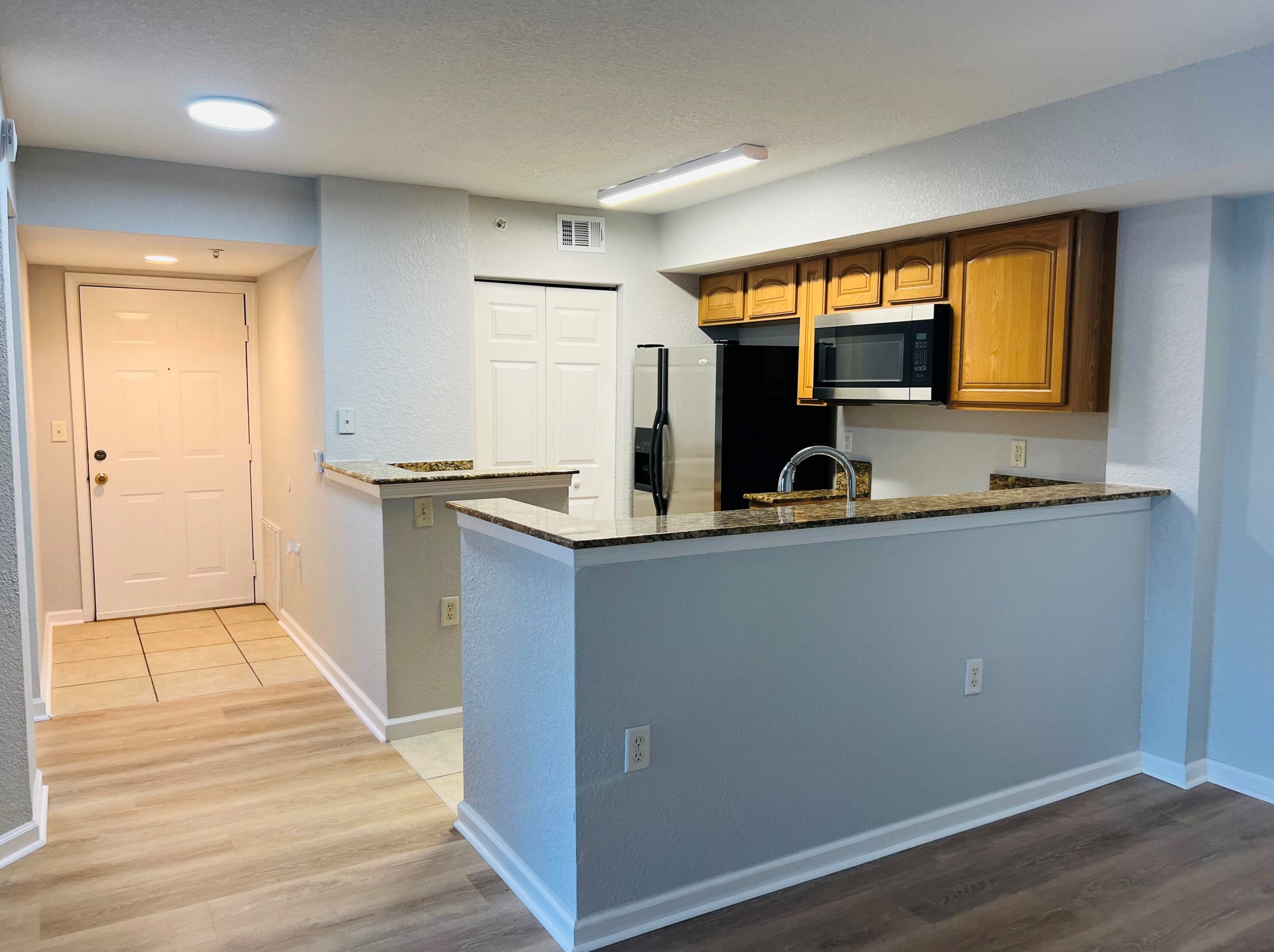 231 Sw Palm Dr Apt 205, Fort Pierce, FL 34986