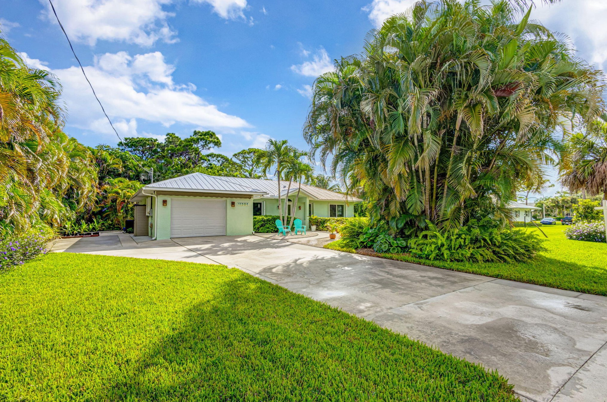 11205 Se Gomez Ave, Hobe Sound, FL 33455