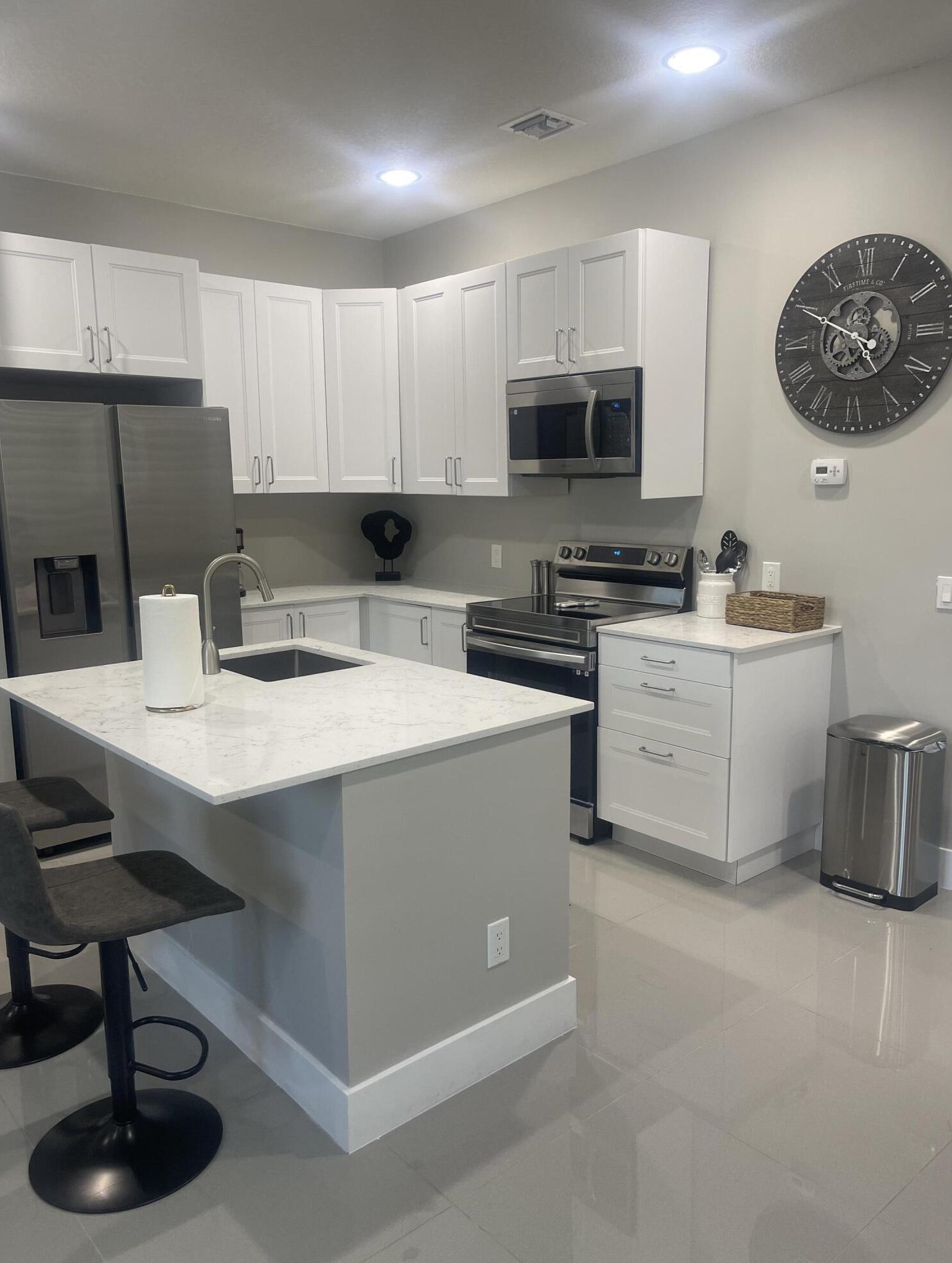 5001 Grandiflora Rd, West Palm Beach, FL 33418