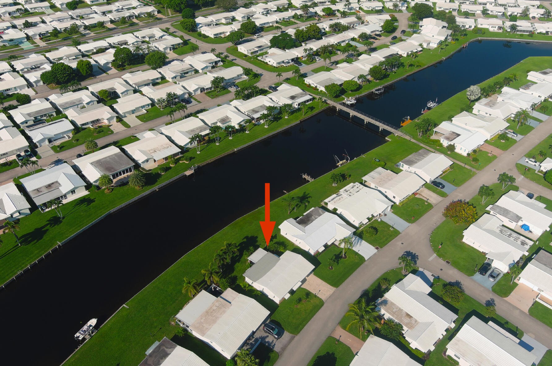 1006 7 Ave, Boynton Beach FL 33435-3807 exterior