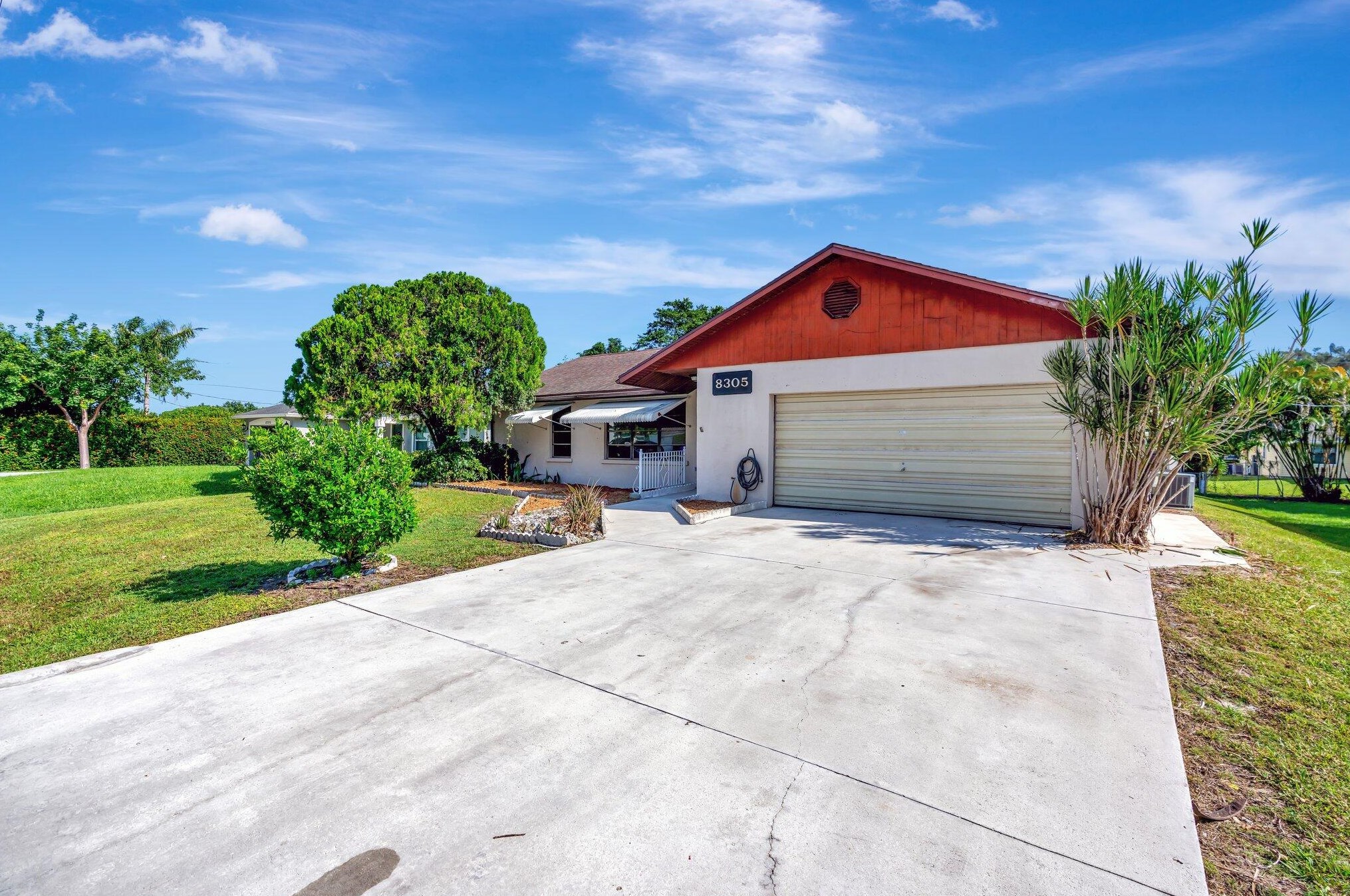 8305 Se Boxwood Ln, Hobe Sound, FL 33455