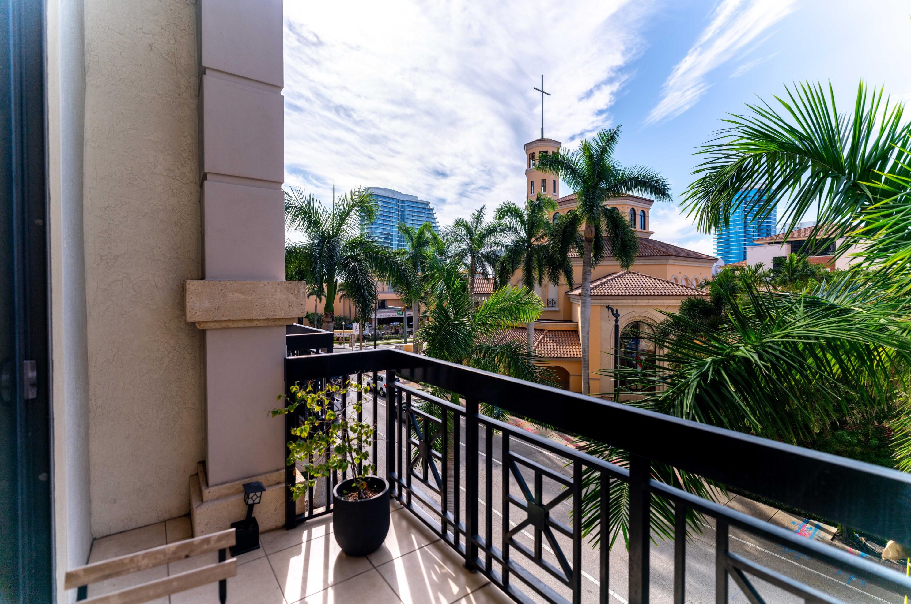 801 S Olive Ave #208, West Palm Beach, FL 33401