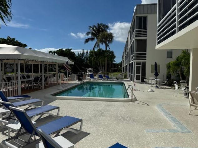 5900 Ne 7th Ave #303s, Boca Raton, FL 33487
