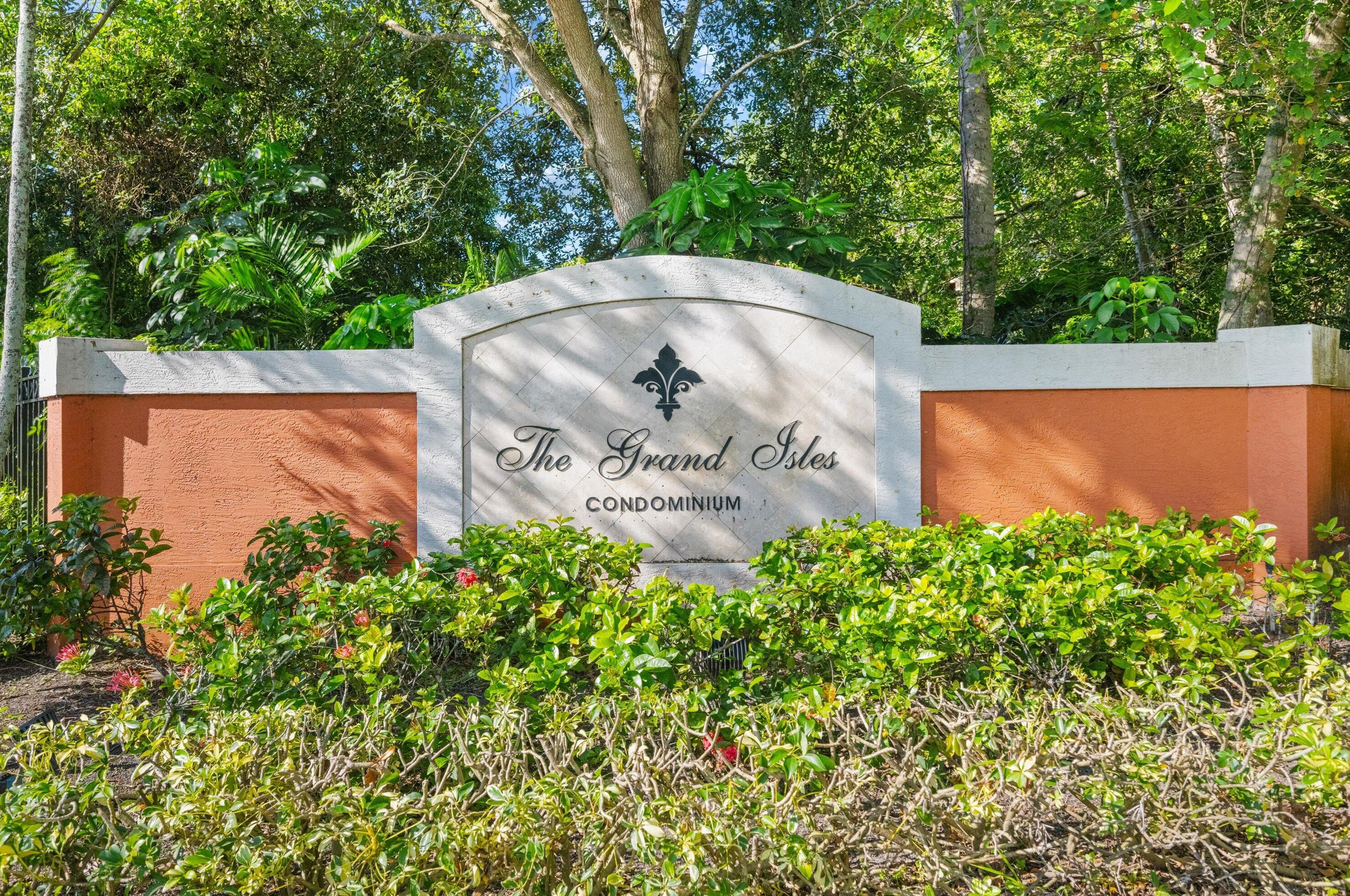 4155 Haverhill Rd, West Palm Beach, FL 33417-8126