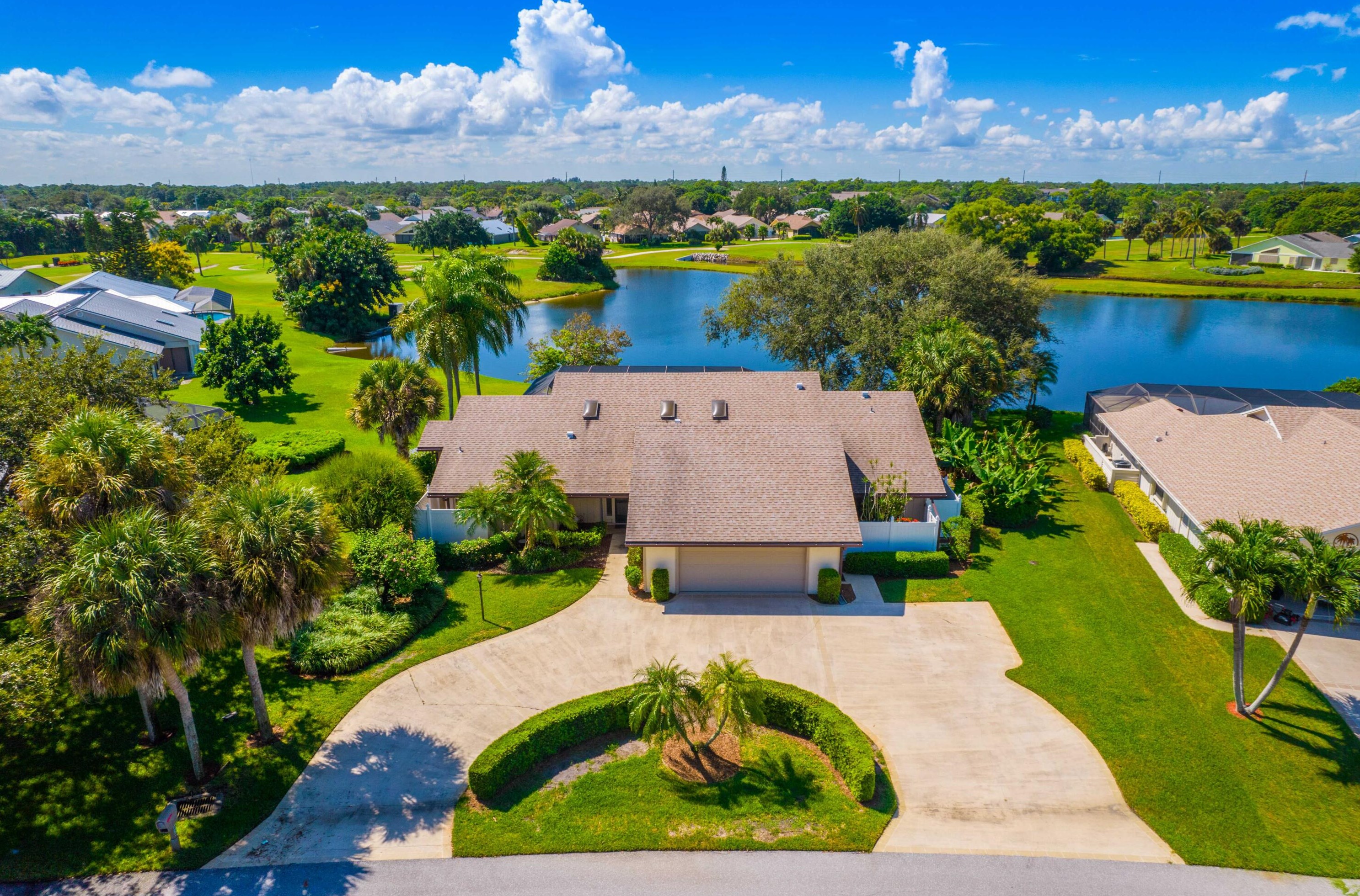 7034 Se Bunker Hill Dr, Hobe Sound, FL 33455