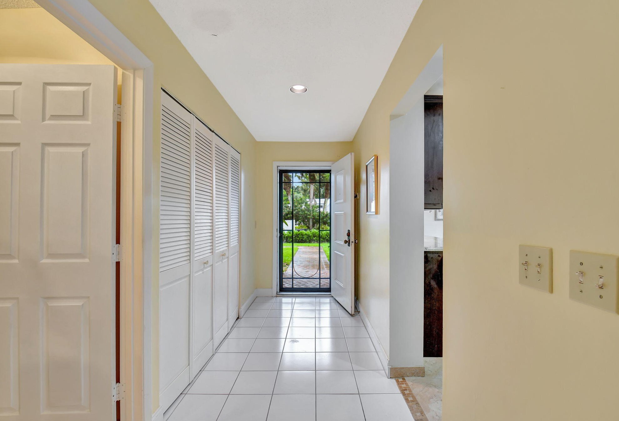 31 Eastgate Dr #a, Boynton Beach, FL 33436