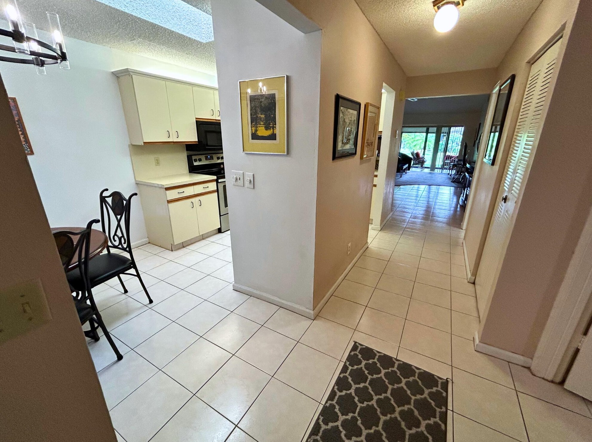 10058 Laurelwood Pl, Boynton Beach, FL 33437