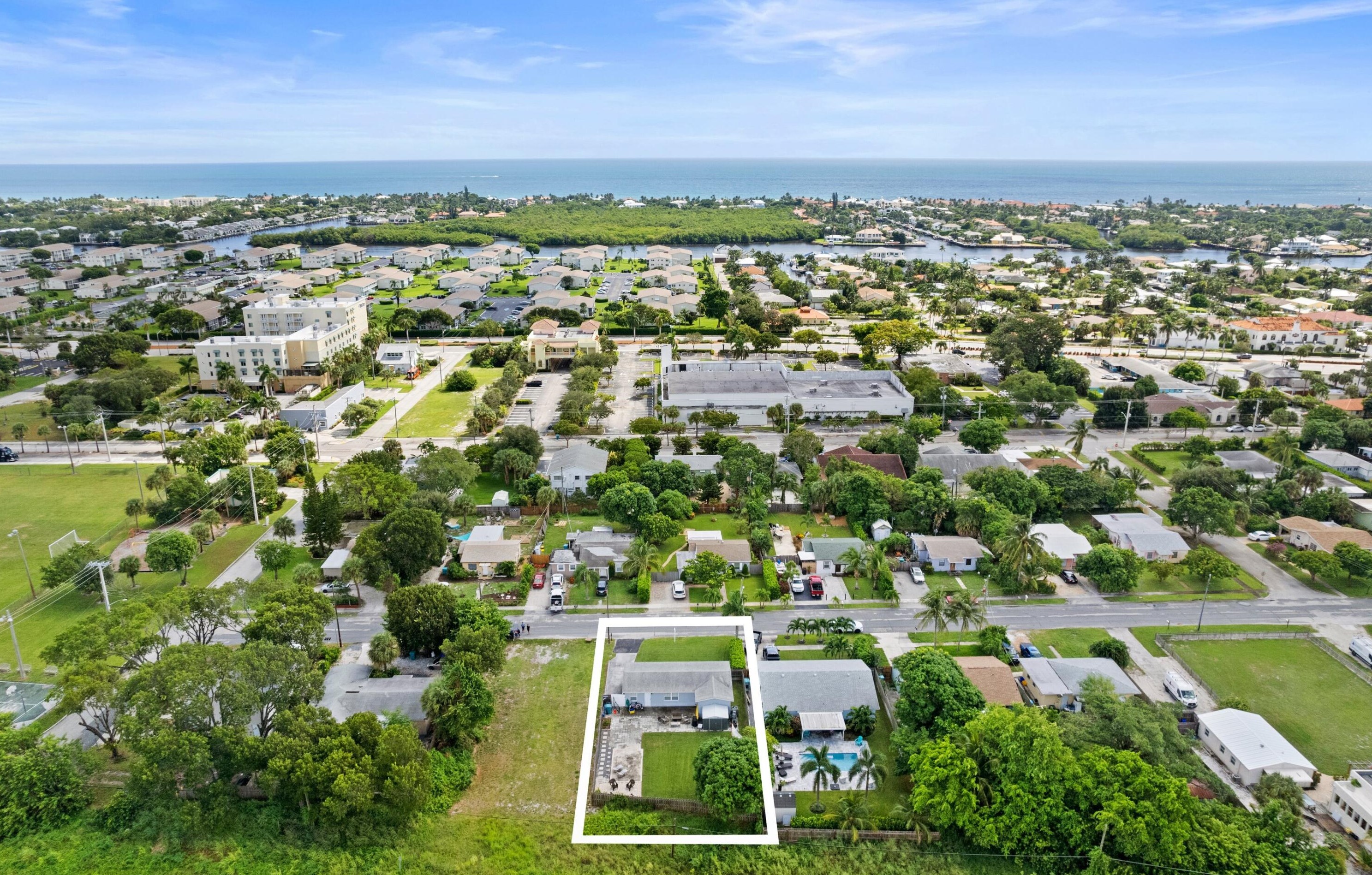 719 Se 3rd St, Boynton Beach, FL 33435