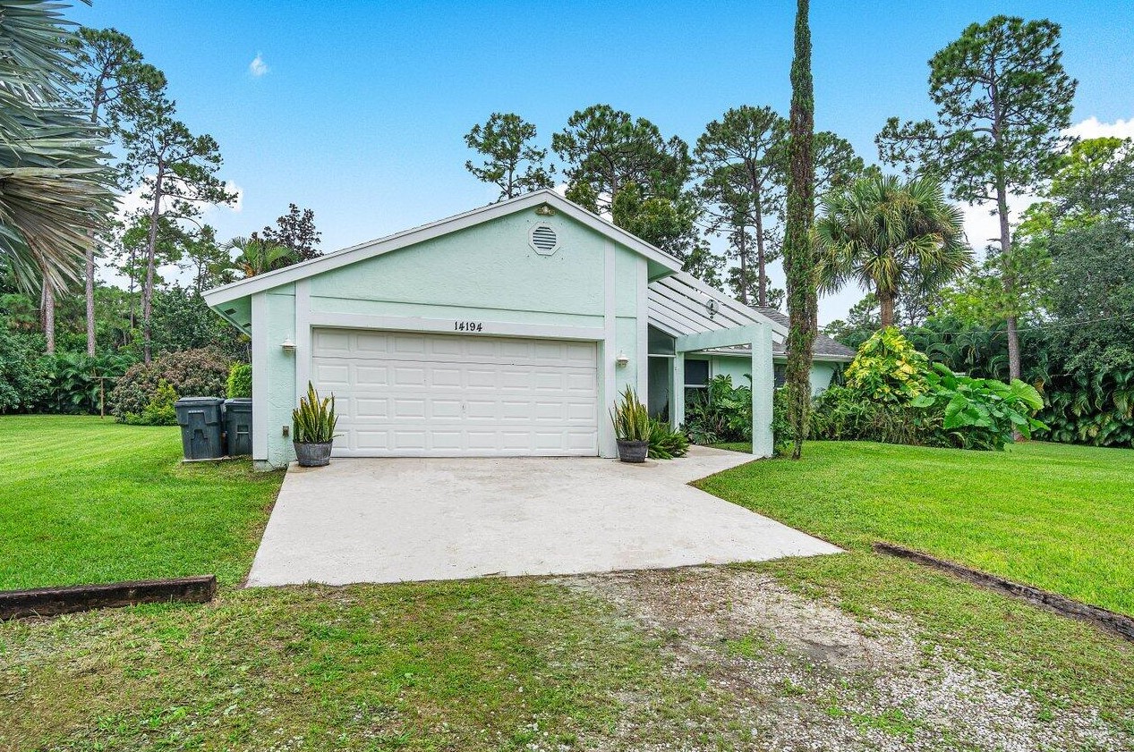 14194 82nd Ln, Town Of Loxahatchee Groves, FL 33470-4301