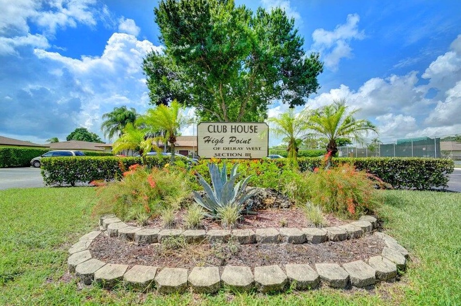 5050 Nesting Way, Delray Beach FL  33484-1703 exterior