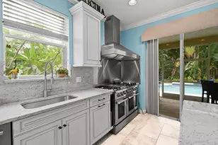 4576 Thornwood Cir, Palm Beach Gardens, FL 33418 - Photo 12