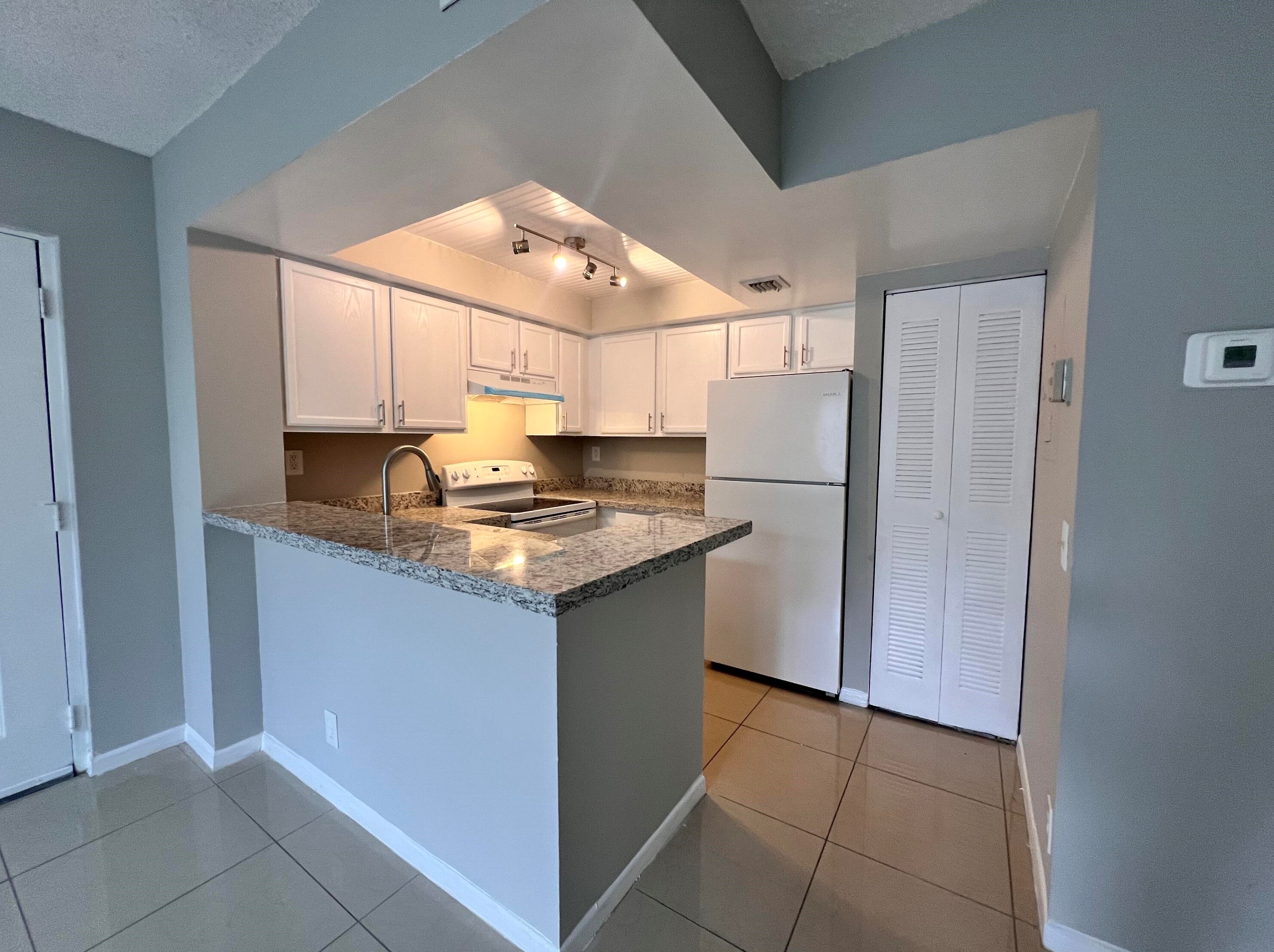 700 Executive Center Dr #211, West Palm Beach, FL 33401