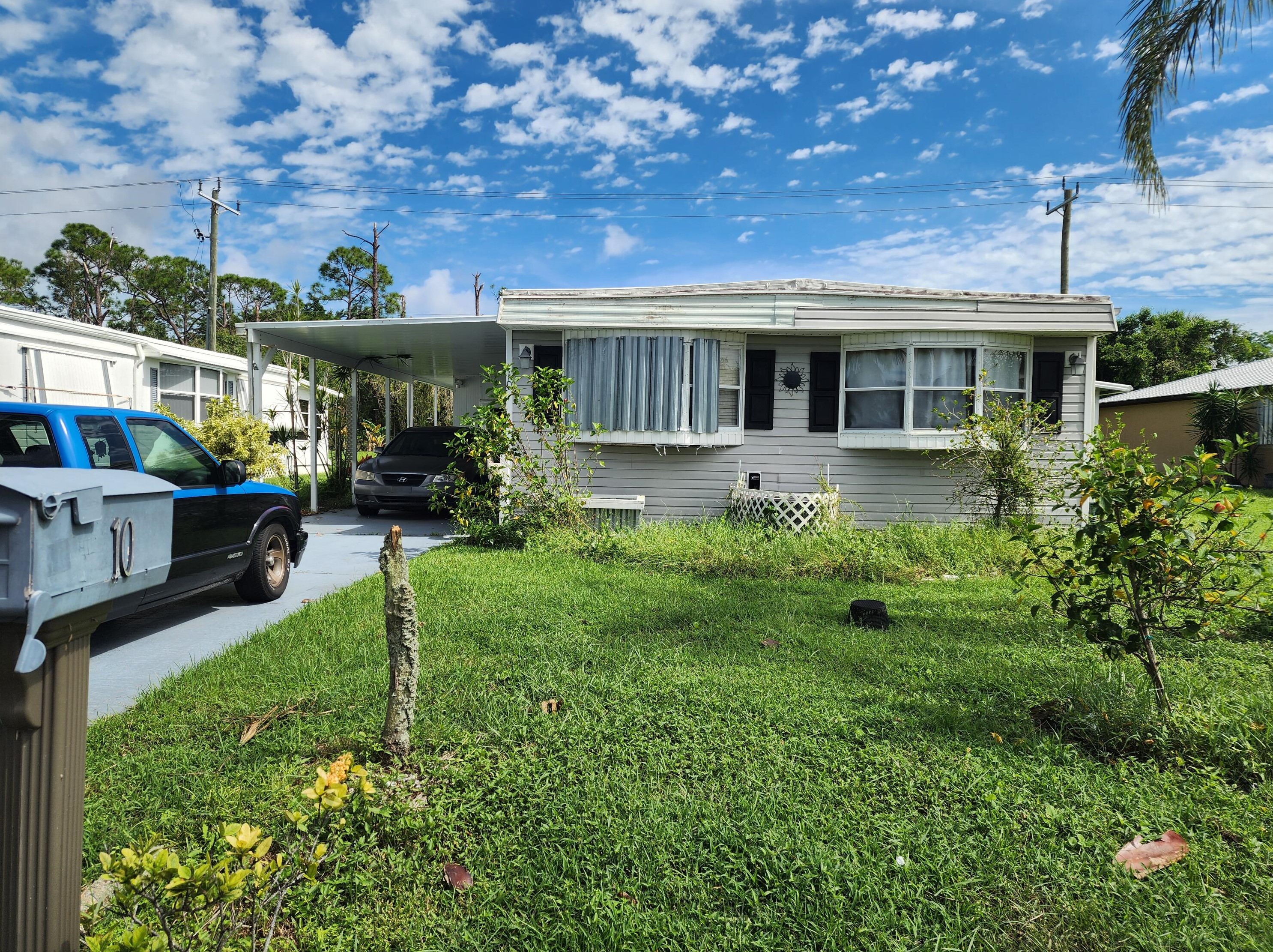 10 San Juan Ln, Port Saint Lucie, FL 34952