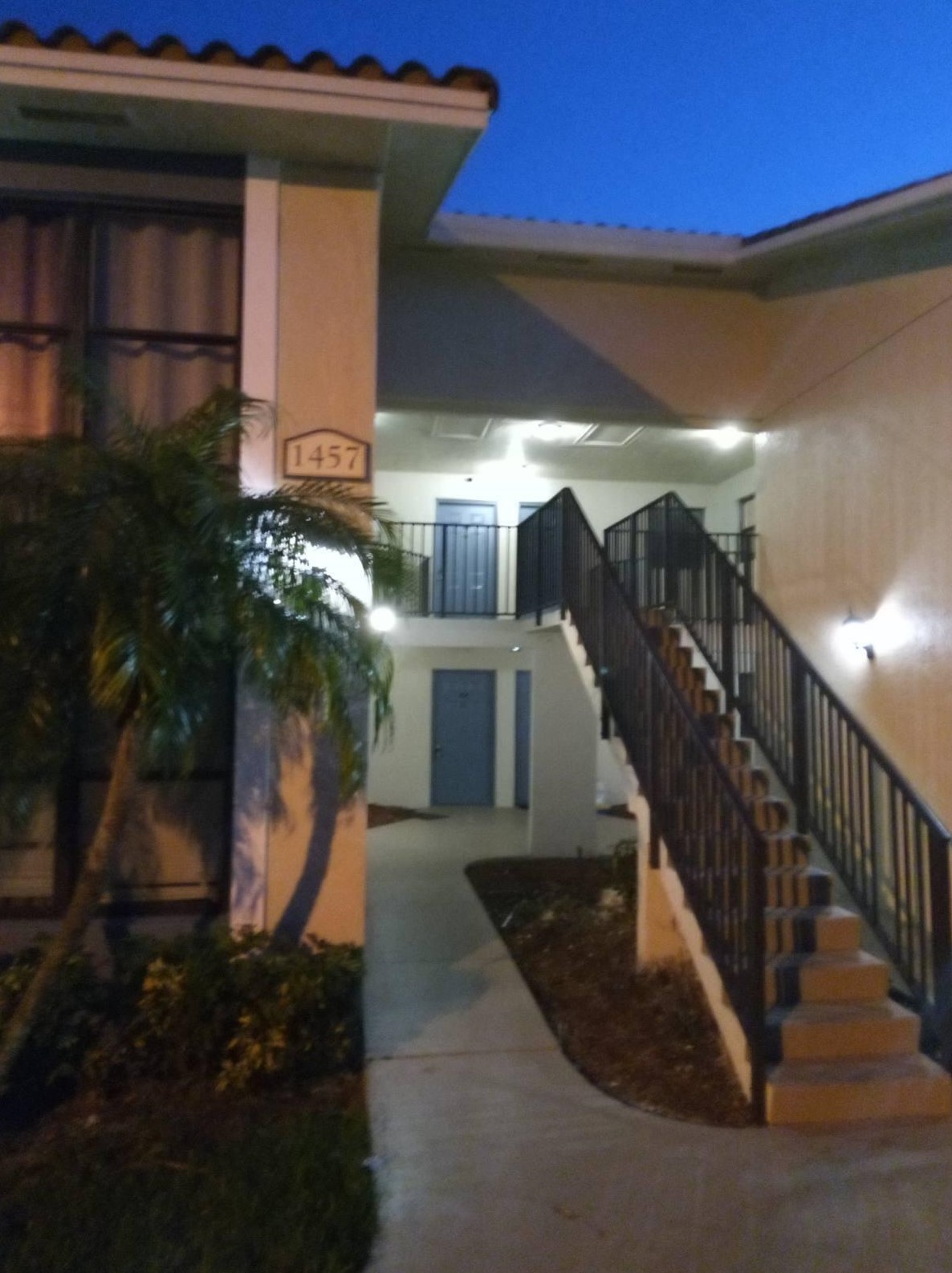 1457 Lake Crystal Dr #g, West Palm Beach, FL 33411