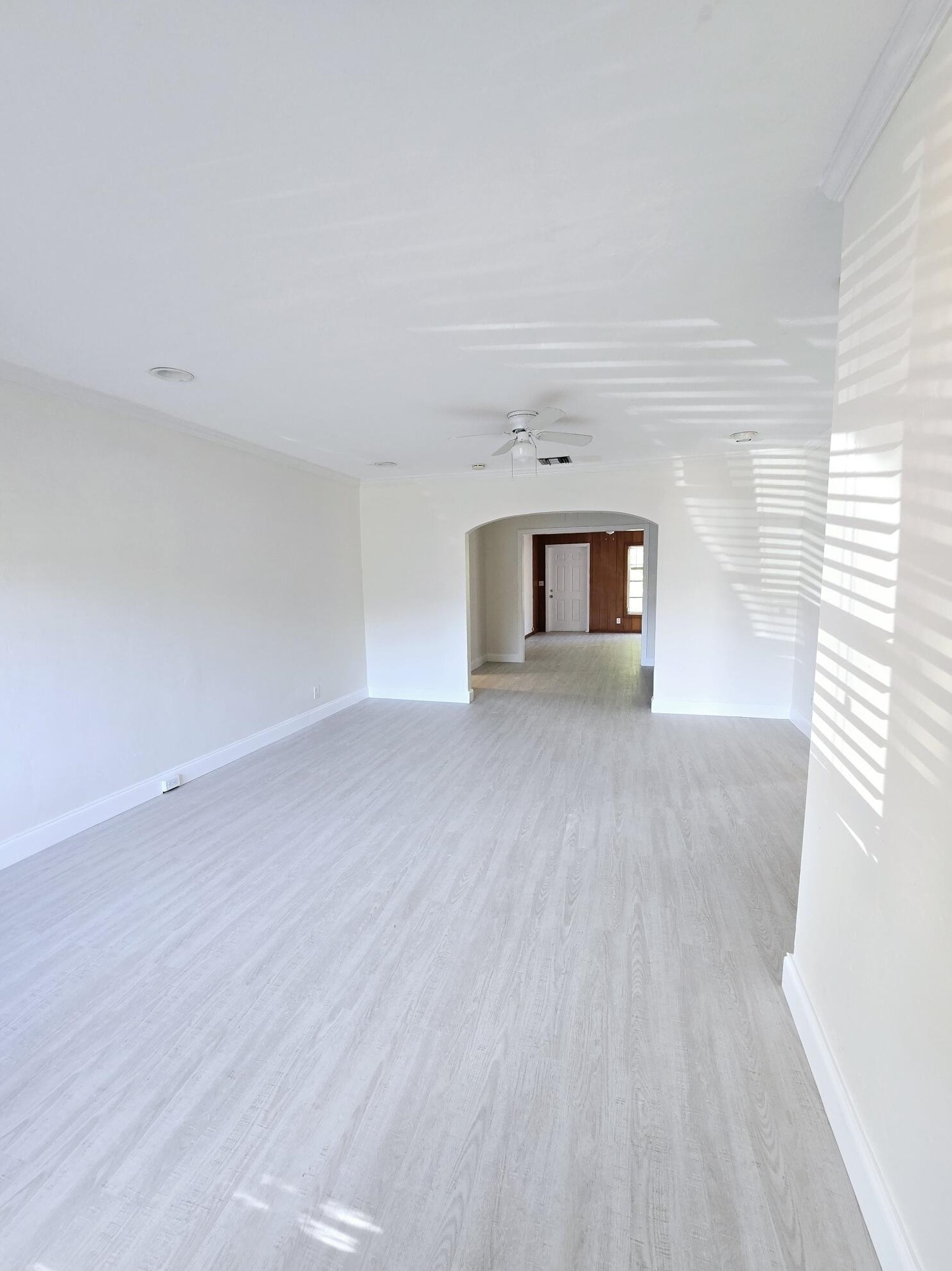 719 Valley Forge Rd, West Palm Beach, FL 33405-3933